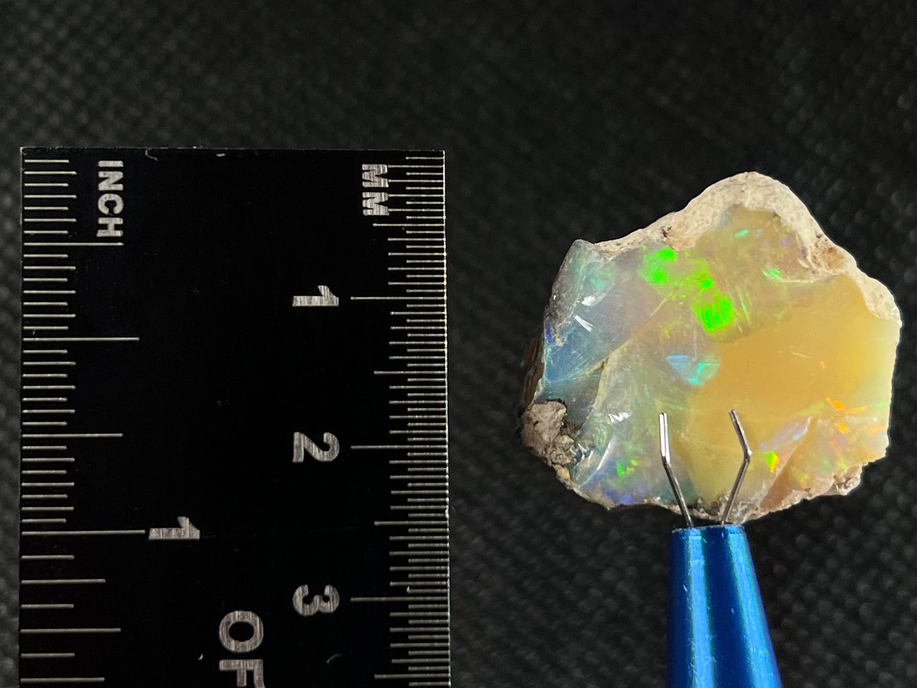 Natural 4A+ Welo Opal Raw Crystal - Premium Cutting Grade Opal Gemstone, October Birthstone (50665) for Jewelry Making, Healing Crystals & Mineral Collection