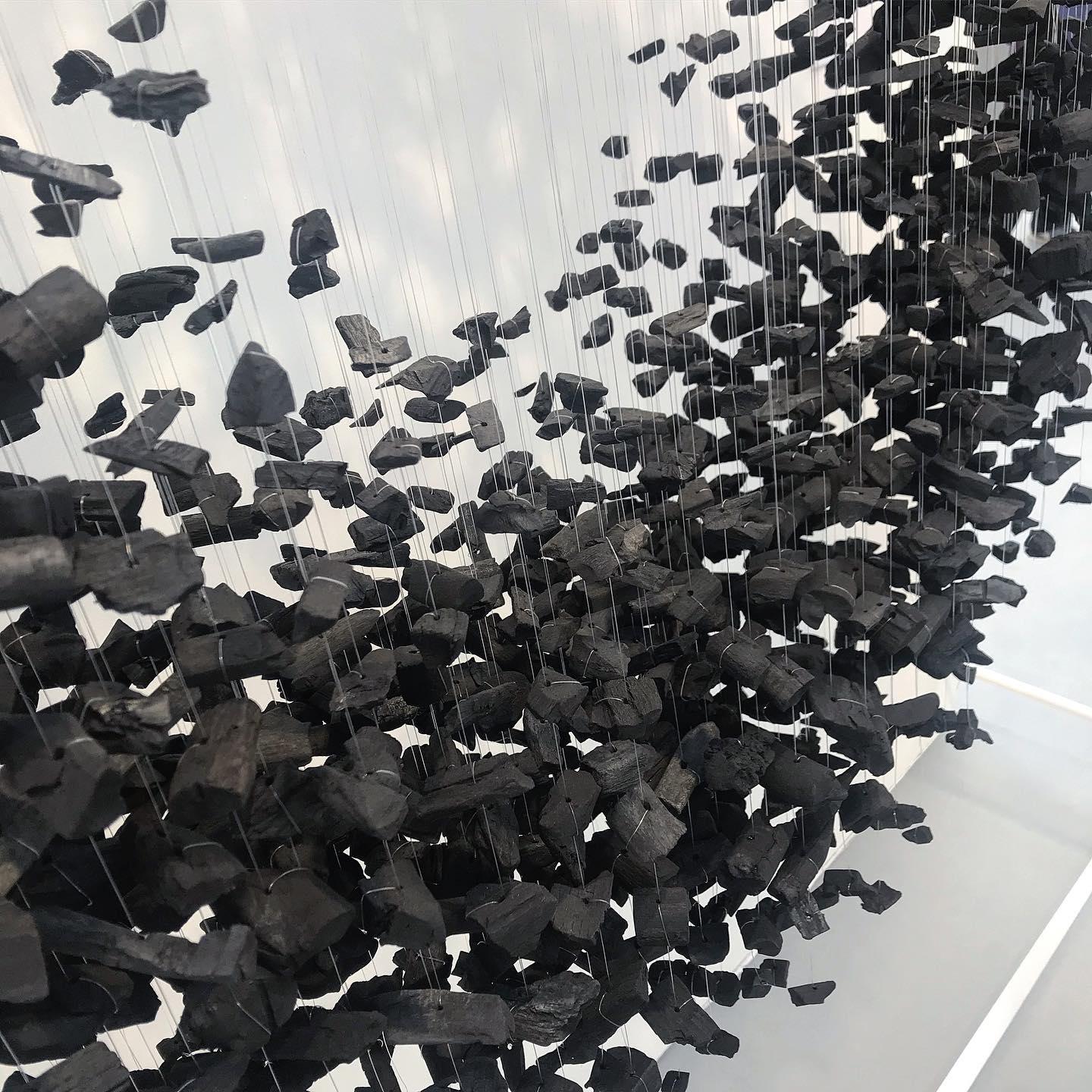 Elegant Black Charcoal Chandeliers - Modern Crystal Ceiling Light Fixtures for Dining Room, Living Room & Bedroom Decor