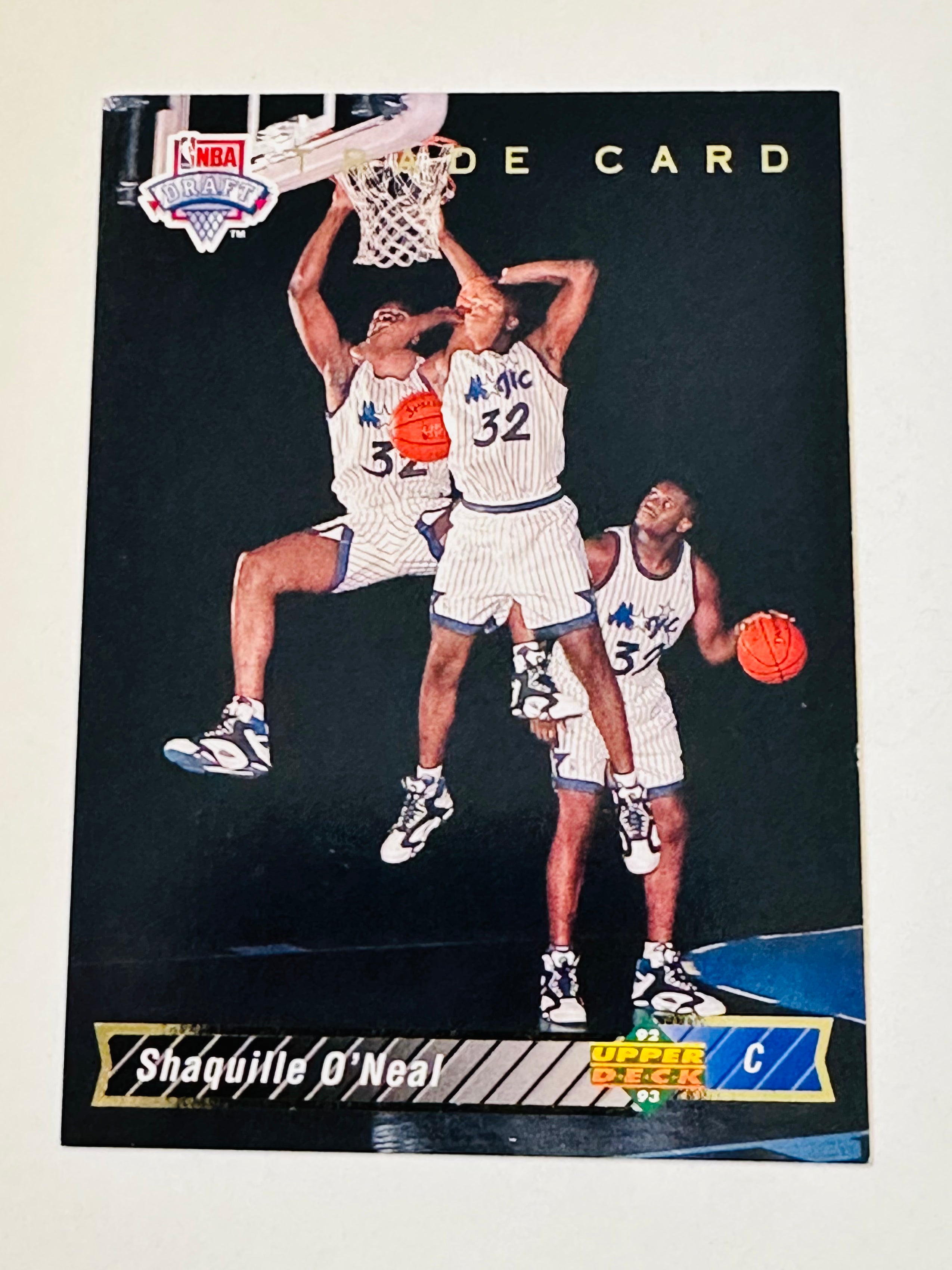 1992 Upper Deck Shaquille O'Neal Rookie Card with Complete Team Set - Perfect for NBA Collectors, Basketball Memorabilia Fans & Sports Card Investors