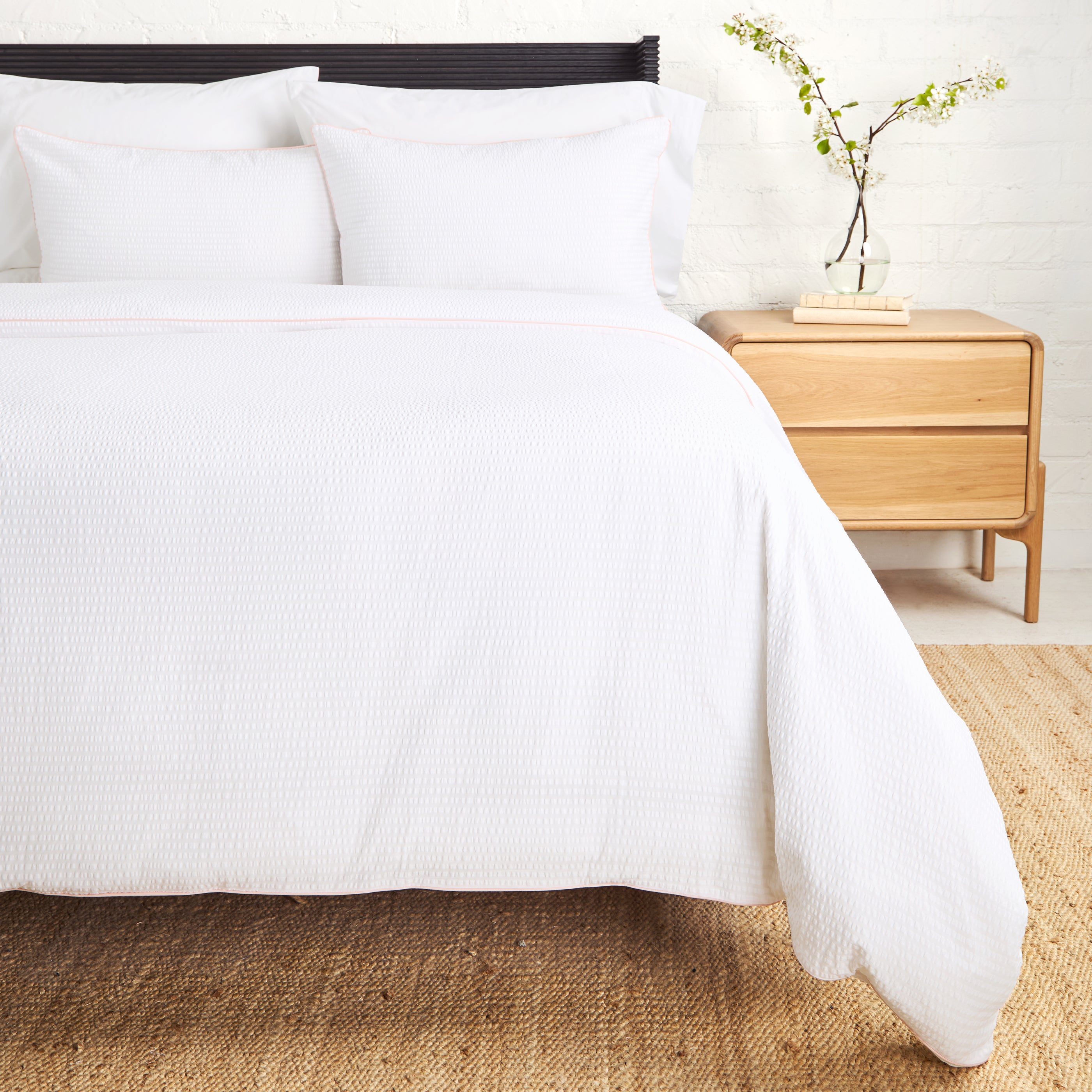 Emily Floral Duvet Cover Set Queen Size - Soft Cotton Bedding Set with Pillow Shams - Perfect for Master Bedroom, Guest Room & Dorm Decor