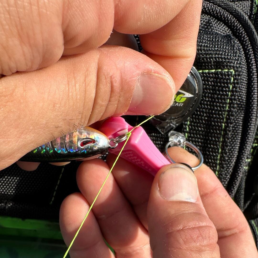 Line Cutterz Ceramic Blade Zipper Pull - Premium Emergency Cutting Tool for Outdoor, Camping, Hiking & Survival Gear - Quick-Release Safety Zipper Pull with Razor Sharp Ceramic Blade