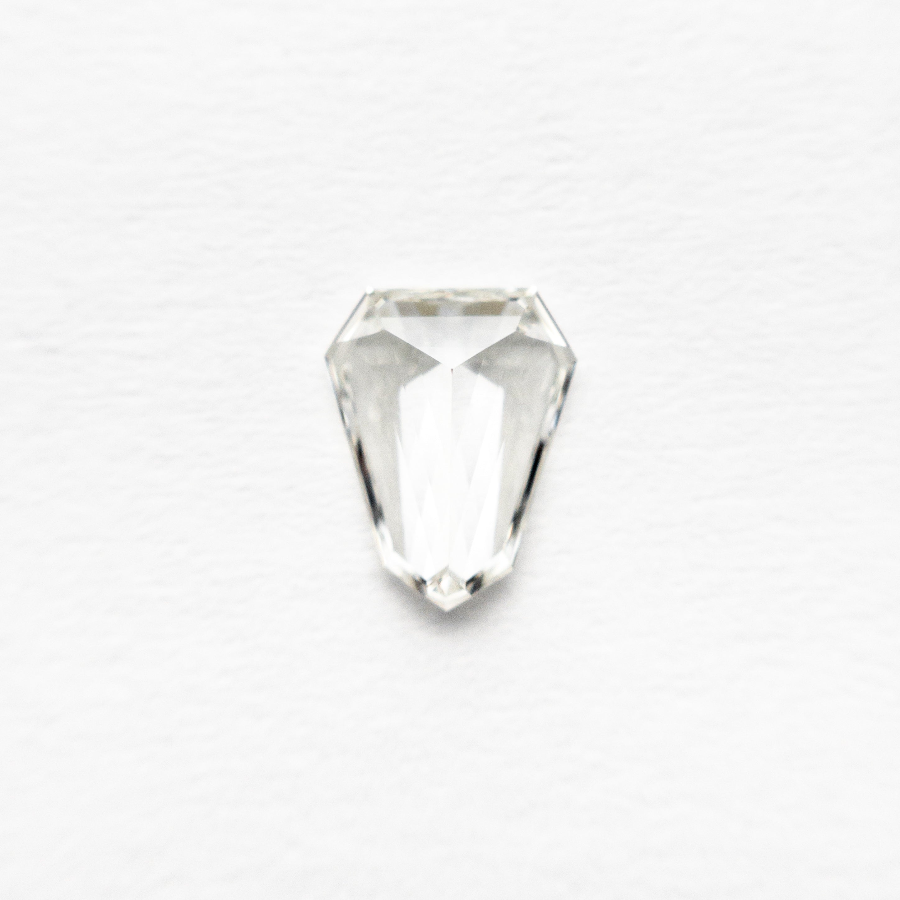 0.43ct 6.63x5.17x1.84mm VVS G Shield Step Cut Diamond - Elegant Engagement Ring Center Stone for Wedding & Anniversary Jewelry