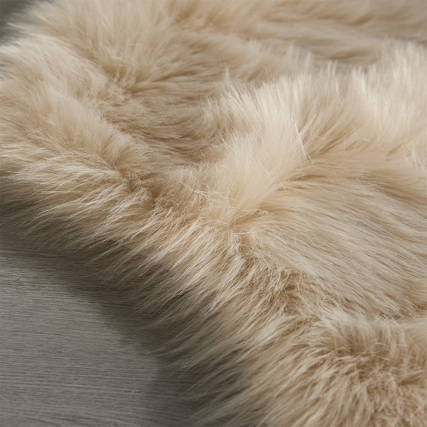 Arbosofe Faux Fur Sheepskin Rug - Soft Fluffy Beige Shaggy Area Rug 2x3 Feet for Bedroom & Living Room - Cozy Home Decor for Floor, Sofa, Nursery & Pet Area
