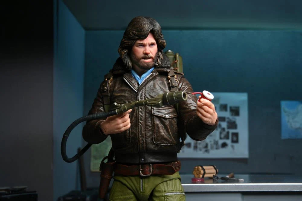 NECA The Thing Ultimate MacReady V2 Action Figure - Station Survival Edition - Collectible Horror Movie Toy for Fans & Display