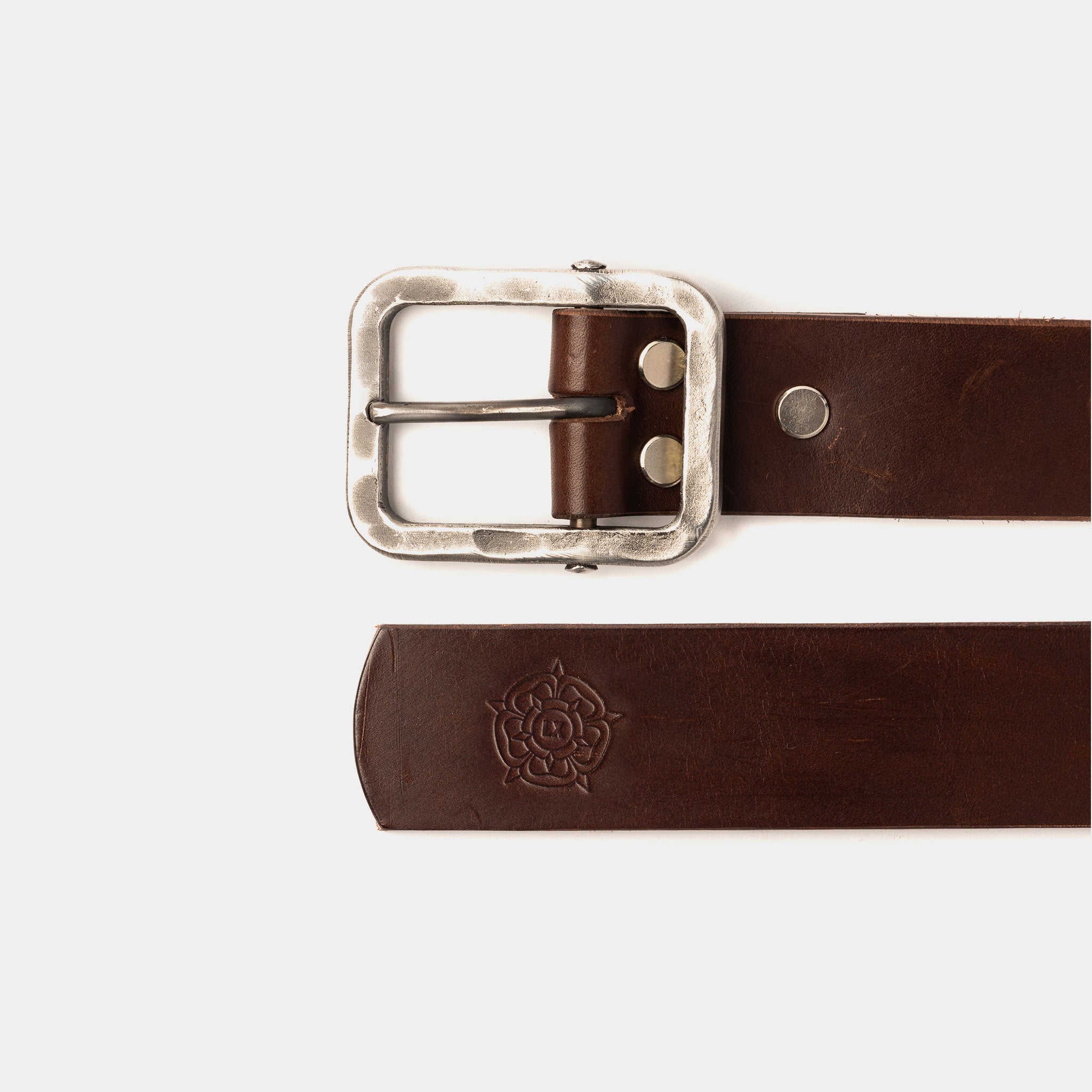 Cromwell & Brown - Premium Quality Products for Home & Office Use | Perfect for Gifting, Decor, and Everyday Essentials