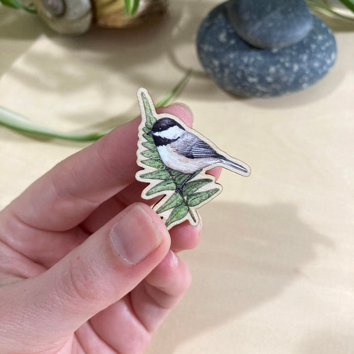 Carolina Chickadee Bird Wooden Brooch Pin - Handcrafted Fern Design for Women's Fashion Accessories - Perfect for Jackets, Hats, and Scarves