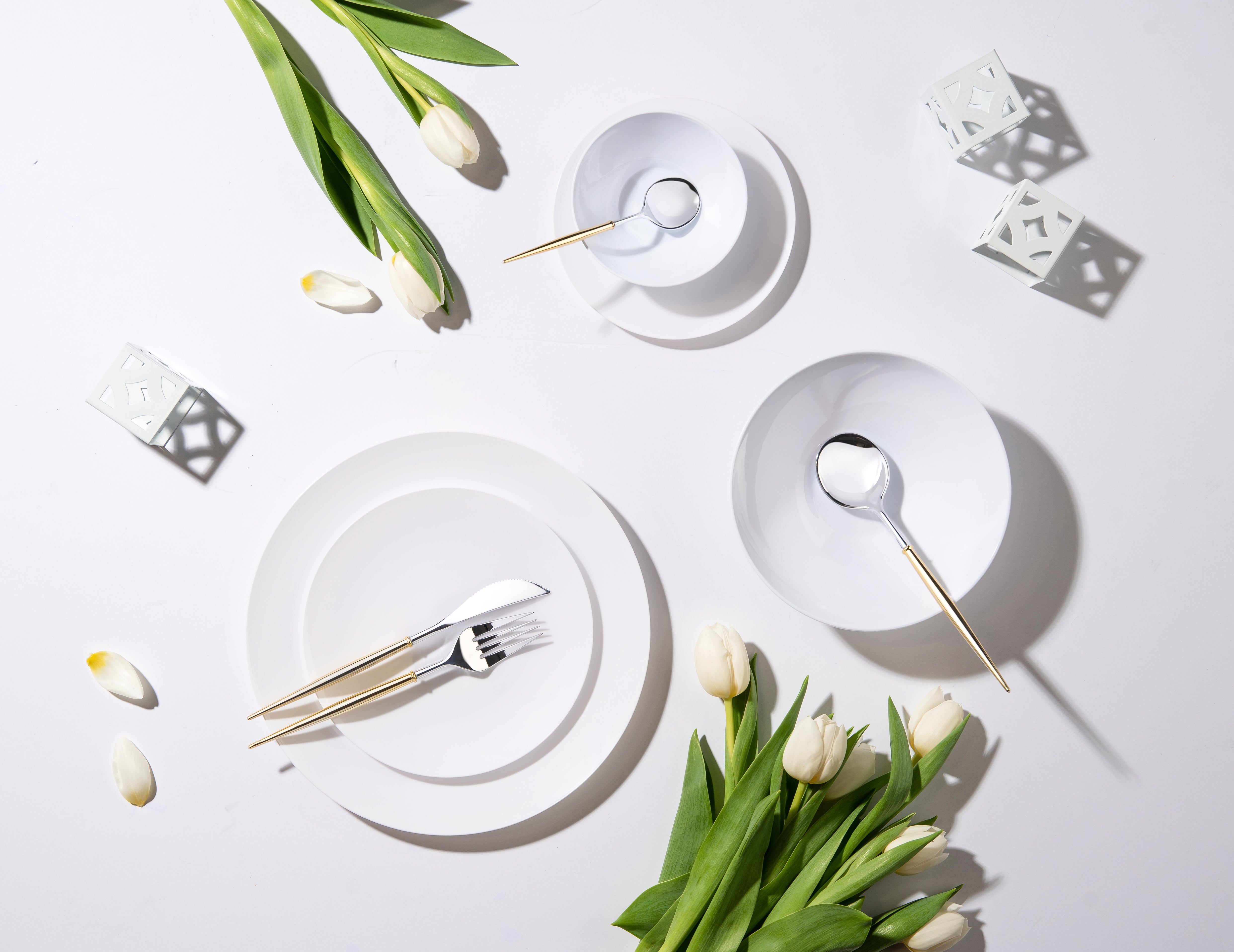 Premium 40-Piece Silver and Gold Flatware Set for 8 - Elegant Dinnerware for Formal Dining, Wedding Gifts & Special Occasions