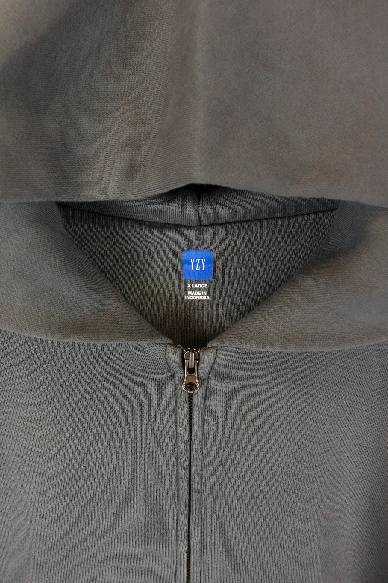 Yeezy X Gap Zip-Up Hoodie & Sweatshirt - Unreleased Season Collection (All Sizes & Colors Available) - Perfect for Streetwear, Casual Outfits & Layering