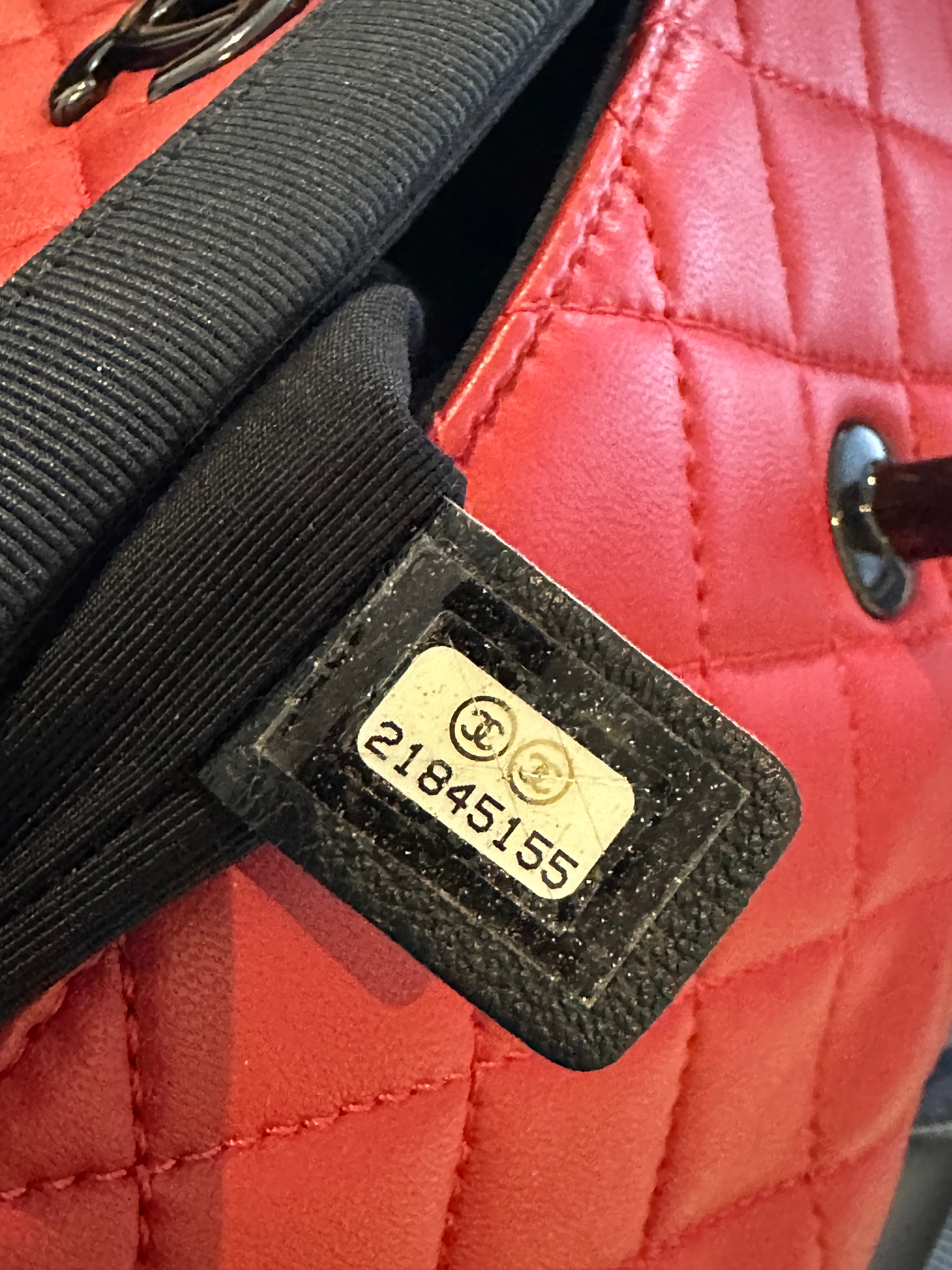 Chanel Red Quilted Leather Crossbody Bag with Chain Strap - Luxury Designer Handbag for Women, Perfect for Parties, Date Nights & Special Occasions