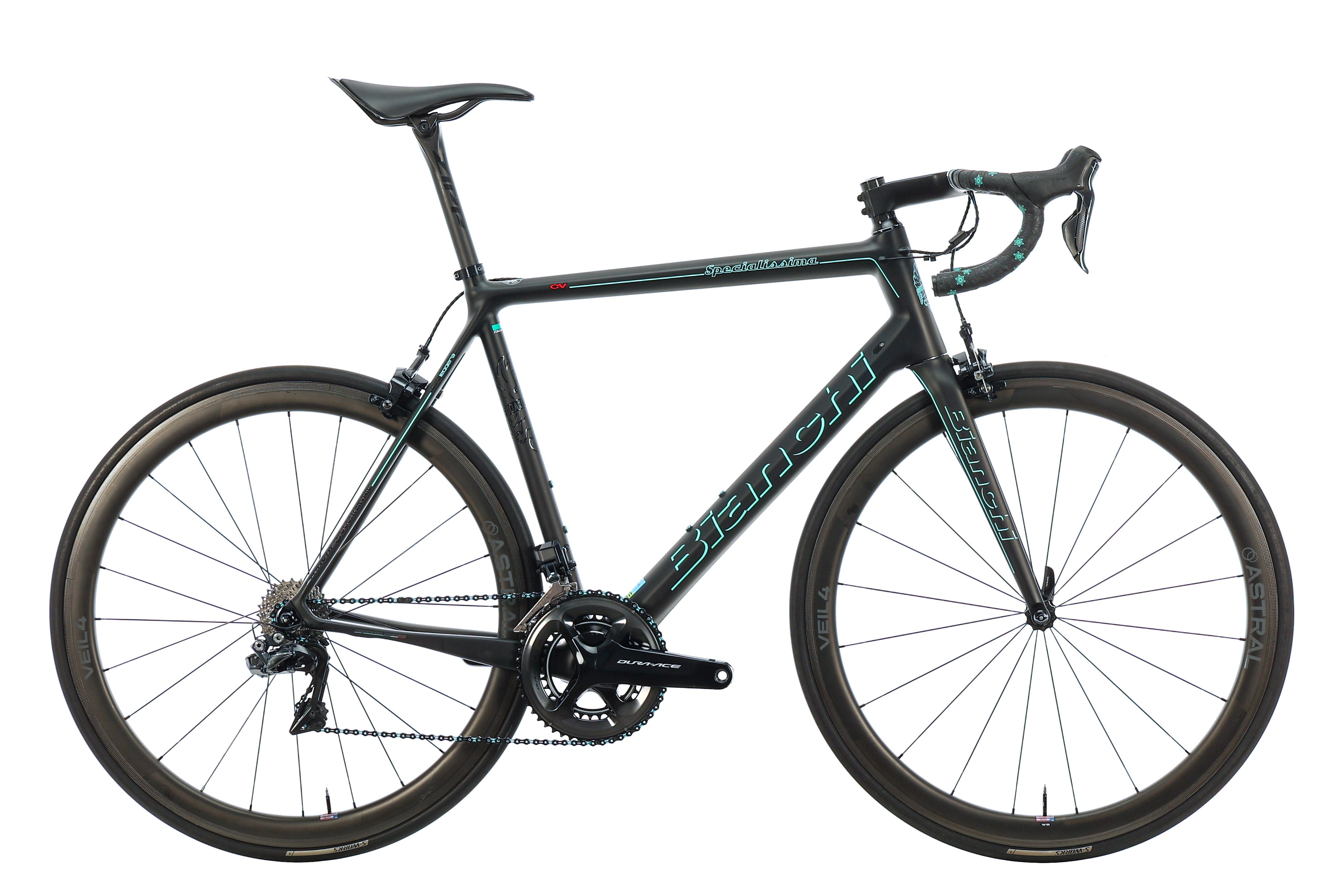 Bianchi Specialissima 2019 Road Bike - 59cm Carbon Frame, Lightweight & High-Performance for Racing & Endurance Cycling