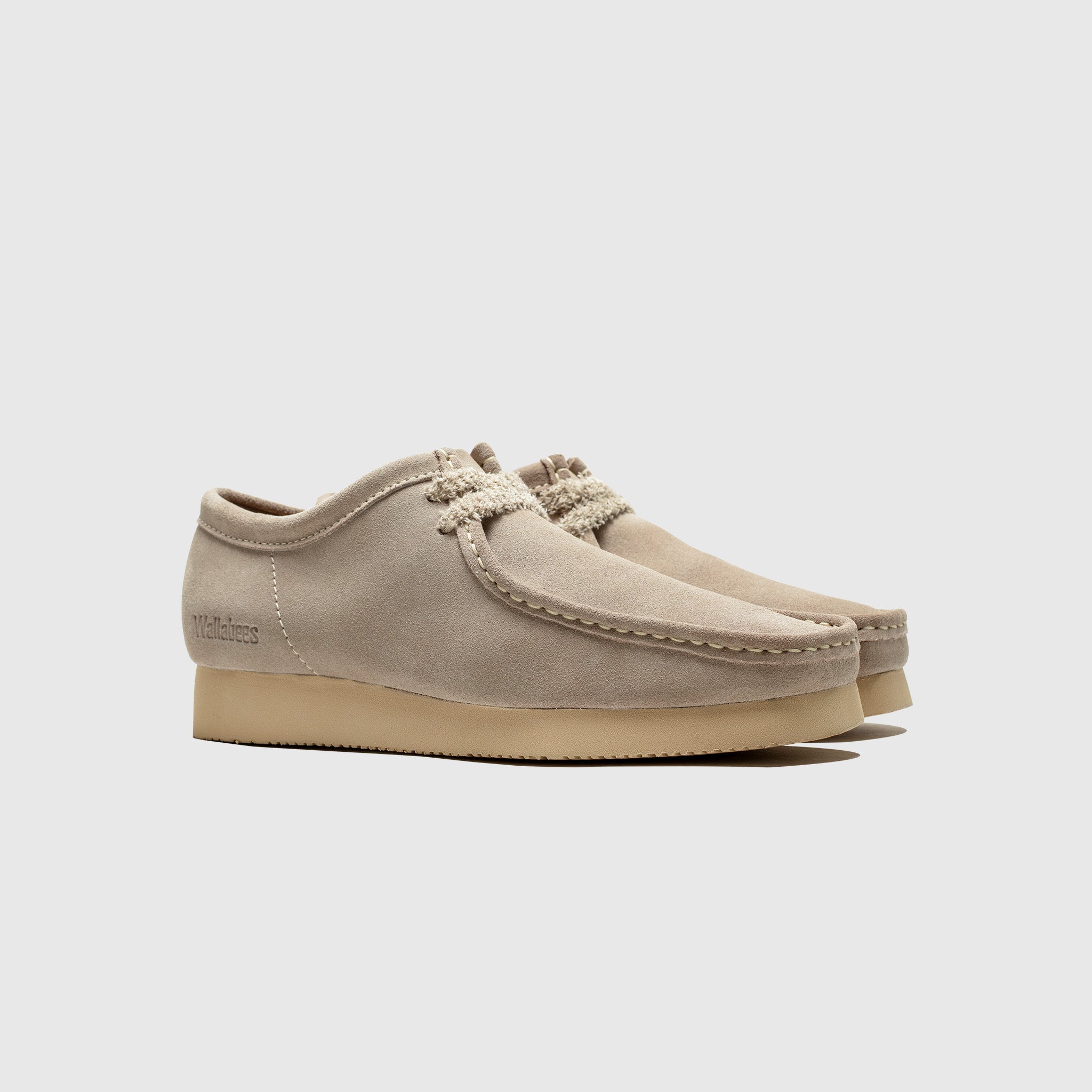 Wallabee Low Wallabee Day - Comfortable & Stylish Men's Casual Shoes for Everyday Wear - Perfect for Walking, Travel & Relaxing