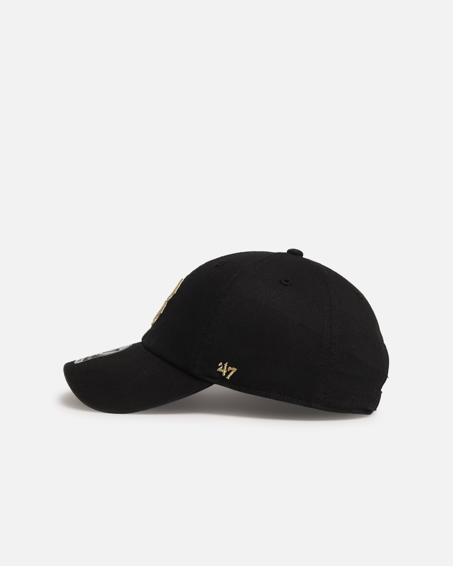 47 Brand Boston Red Sox 'Metallic' 47 Clean Up Adjustable Strapback Hat - Black/Gold Baseball Cap for Men & Women - Perfect for Game Day, Sports Events & Casual Wear