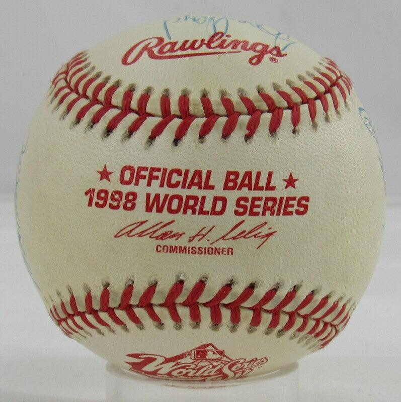 1998 New York Yankees Autographed Baseball - Jorge Posada, Joe Torre, David Cone +9 Players - JSA Certified XX38971 - Perfect for Sports Memorabilia Collectors and Yankees Fans