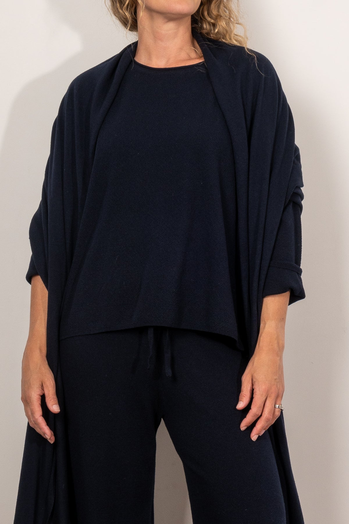 Premium Talamaya Merino Wool Wrap - Soft & Warm Winter Shawl for Women - Perfect for Cozy Evenings, Travel & Outdoor Adventures