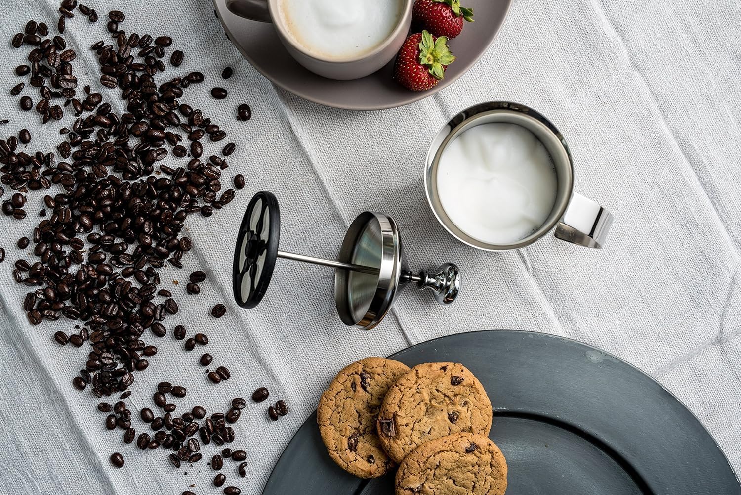 Stainless Steel Milk Frother Pot with Lid - Coffee Foam Maker for Home & Cafe Use