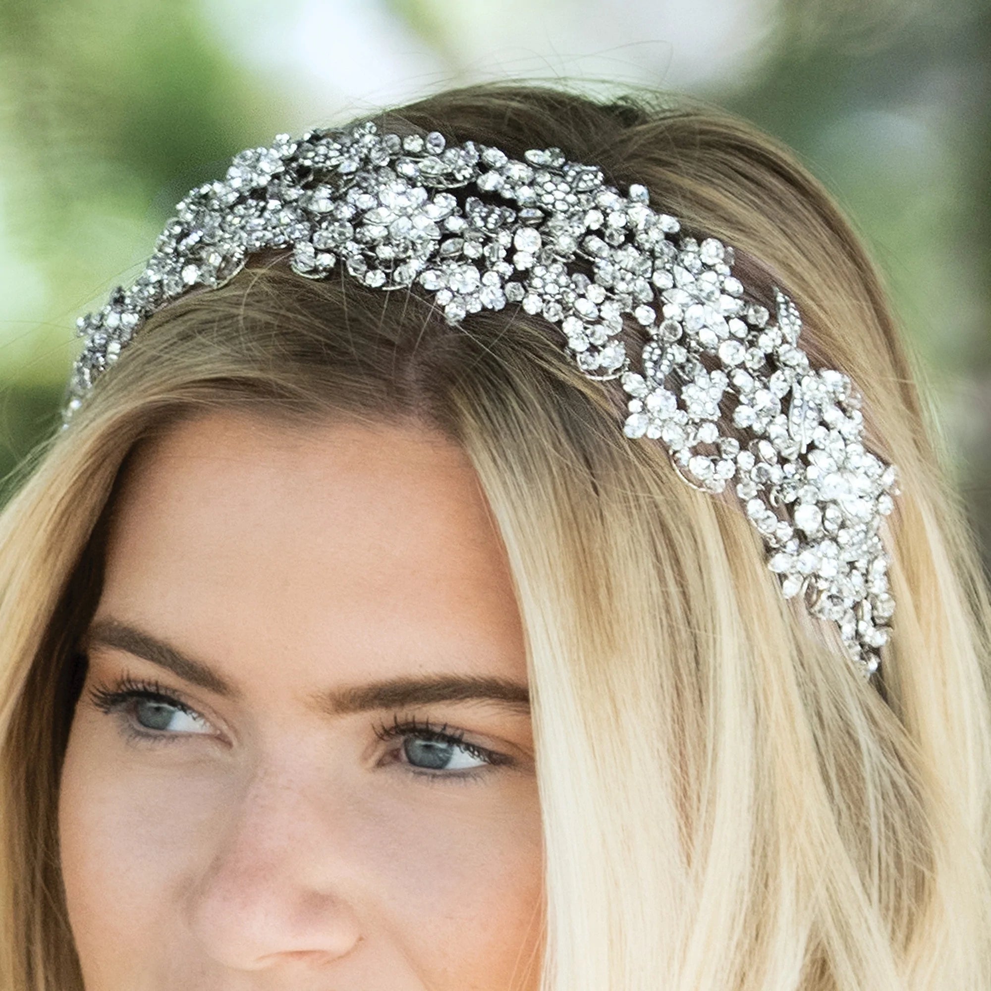 Luxury Crystal Bridal Headpiece with Jade Accents – Elegant Wedding Hair Accessory for Brides, Prom, and Special Occasions