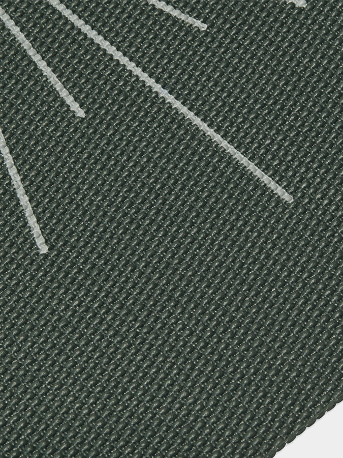 Gaiam Deep Green Vision Yoga Mat 5mm - Non-Slip Eco-Friendly Exercise Mat for Yoga, Pilates & Home Workouts - Perfect for Studio, Gym & Indoor Fitness