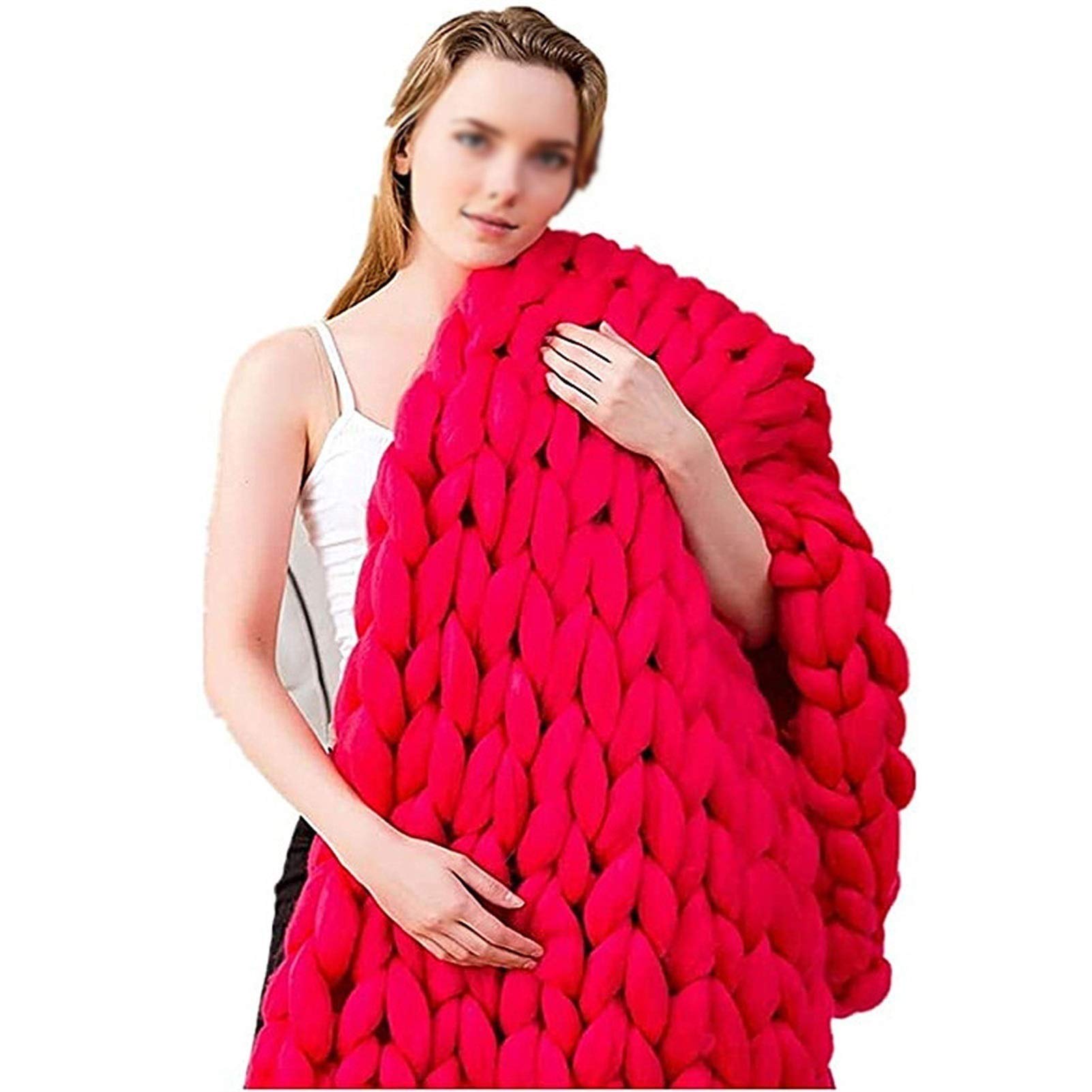 Luxury Chunky Knit Blanket - Extra Large 120x180cm (47x71in) Soft Warm Cozy Throw Blanket for Bed, Couch & Sofa - Perfect for Winter Nights, Home Decor & Gift Giving - Red