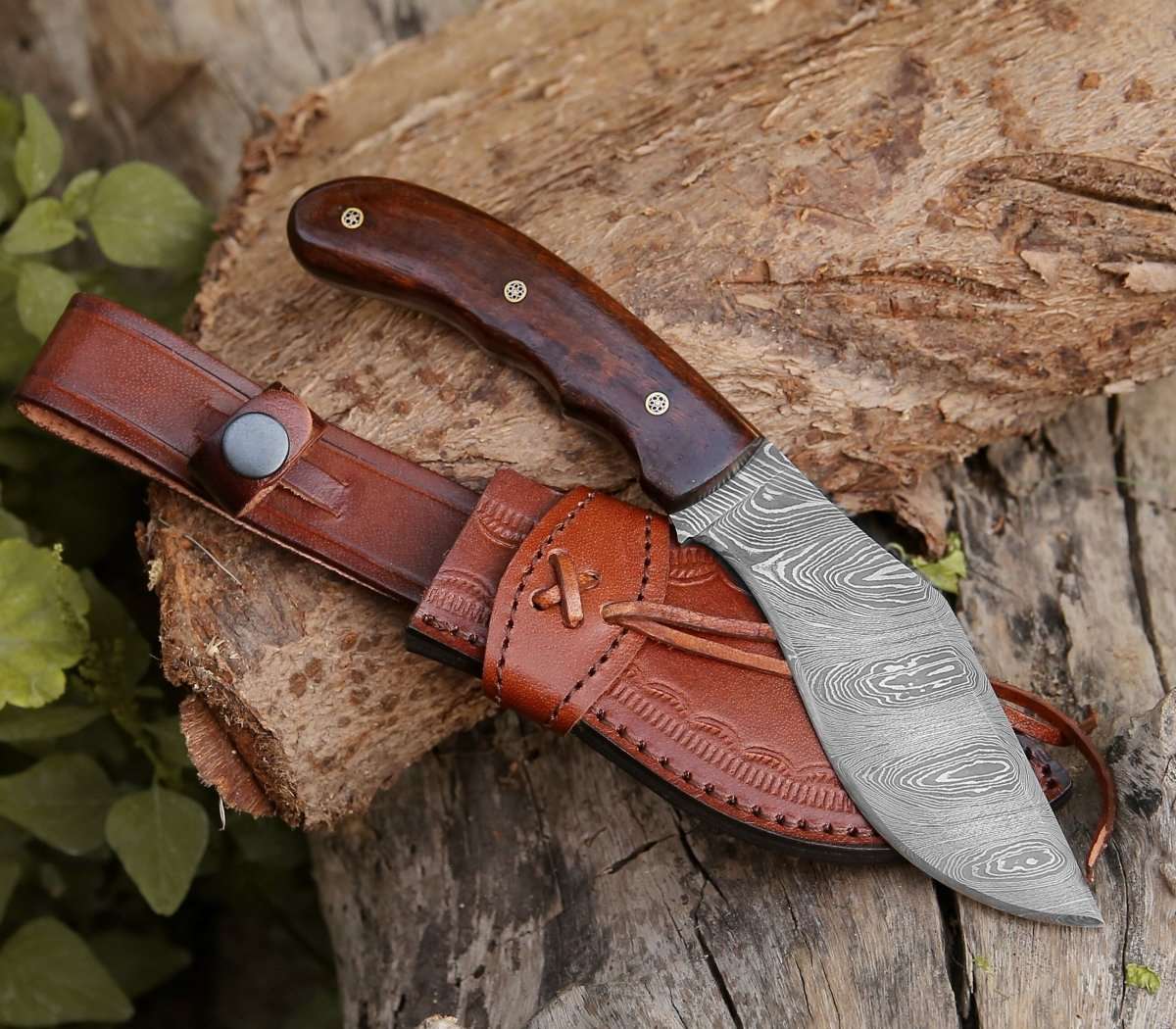 Premium Huntsman Damascus Steel Kukri Knife with Exotic Rosewood Handle - Outdoor Survival, Camping, Hunting & Bushcraft Essential