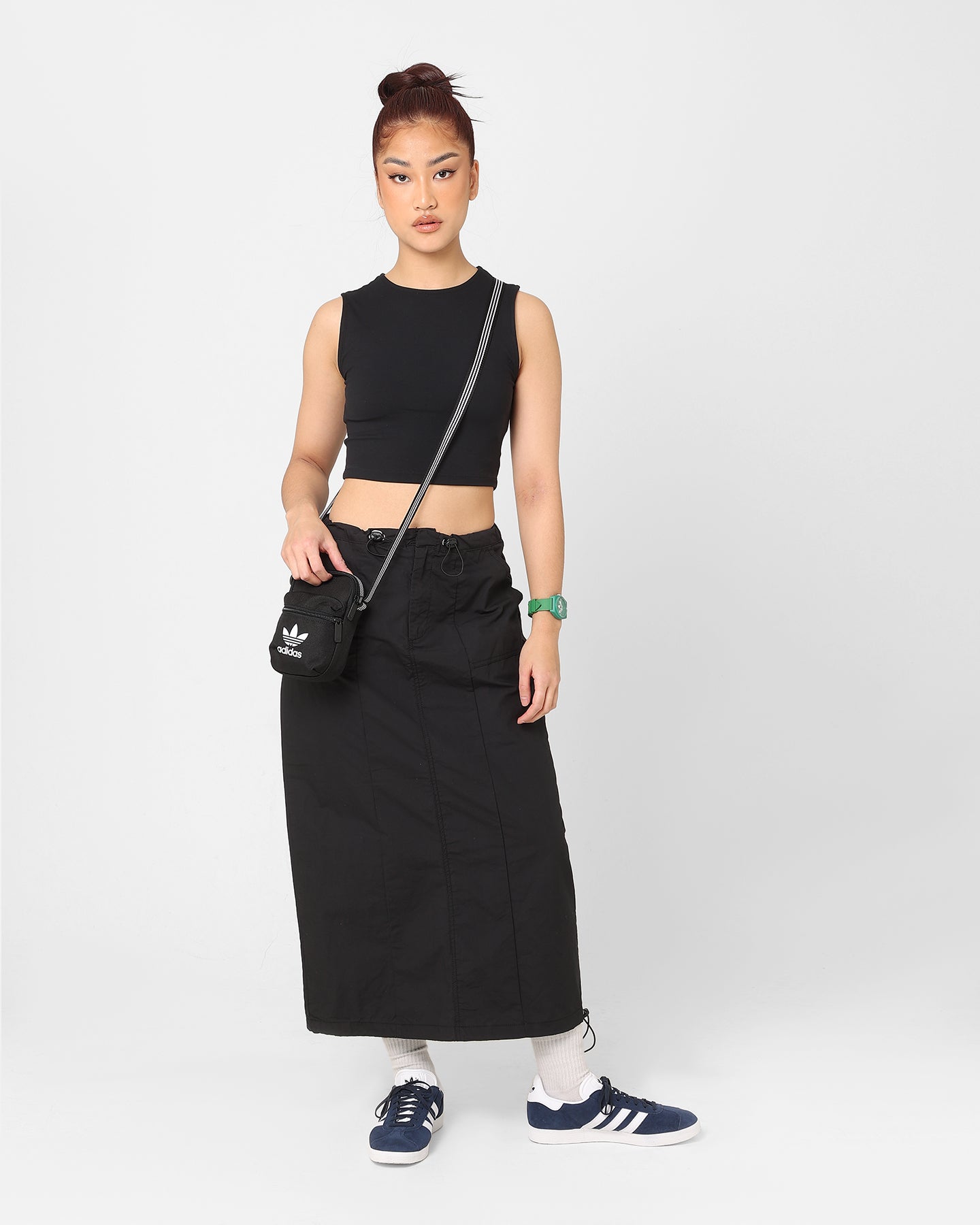 Adidas Adicolor Classic Festival Bag - Black Crossbody Bag for Women & Men | Perfect for Music Festivals, Travel & Everyday Use