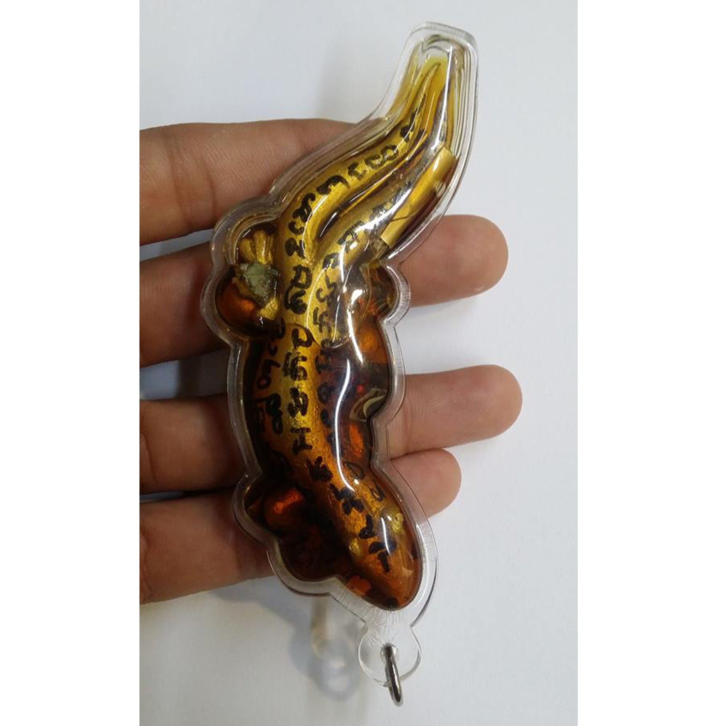 Phra Archan O PhutThaRakSa Thai Buddhist Amulet - Lucky Lizard Gecko Pendant for Protection & Wealth (Medtamahaniyom Mahalaap Mahasaneh) - Perfect for Spiritual Blessings, Home Decor & Gift Giving