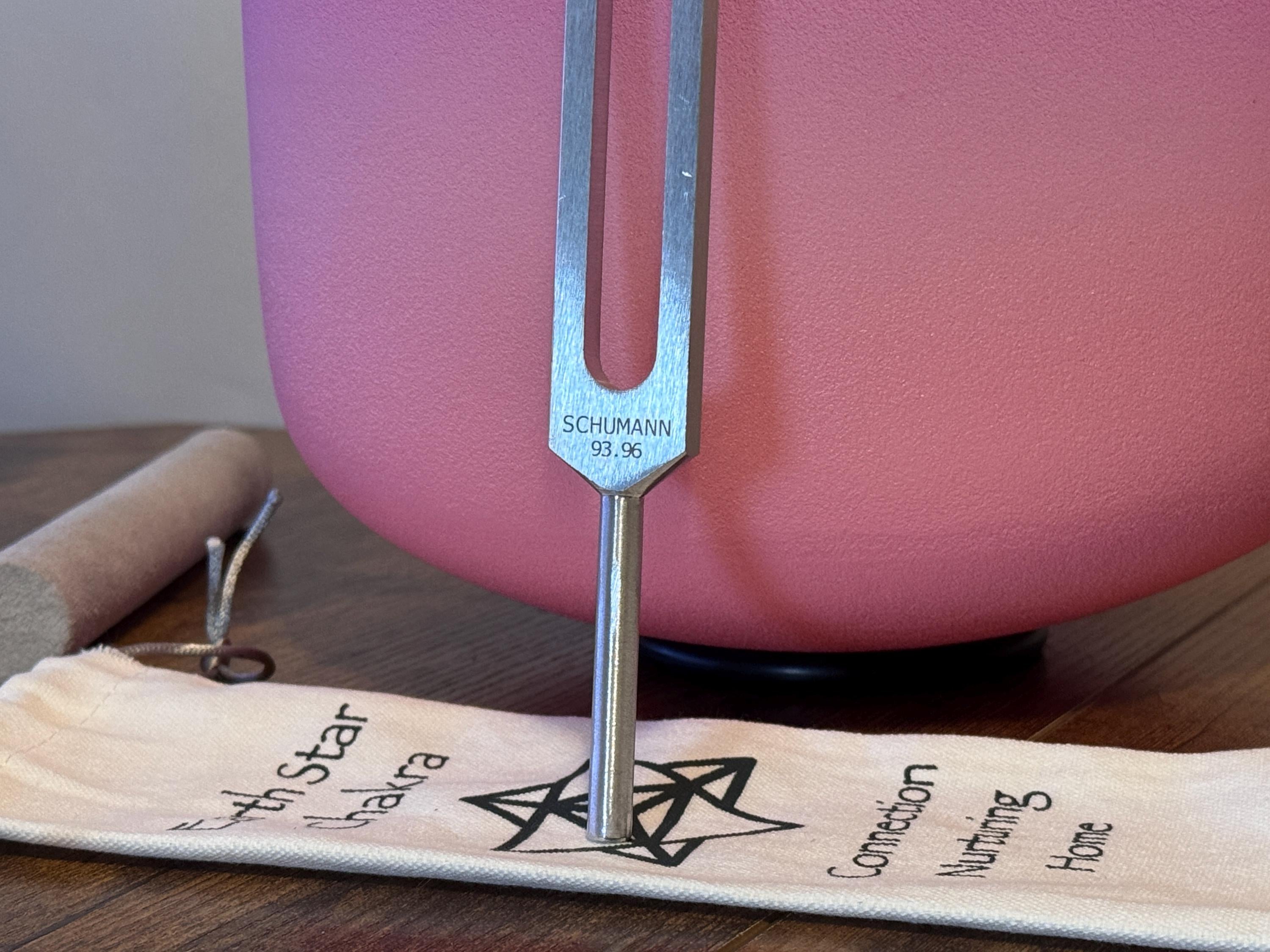 10 Heart Chakra F Note Singing Bowl with 93.96Hz Schumann Tuning Fork - 432Hz Perfect Pitch High Vibration Set with Carry Bag for Meditation, Sound Healing & Biofield Therapy