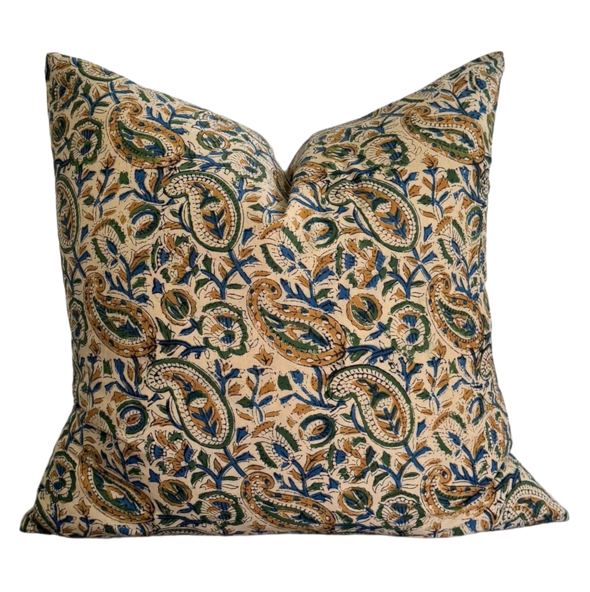 Stylish Paisley Portland Pillow Cover - Bohemian Home Decor for Living Room, Bedroom & Sofa