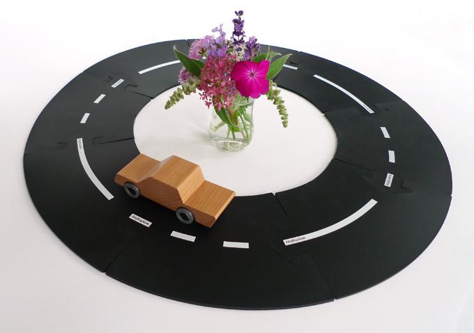 Waytoplay Curves Extension Set - Flexible Road Tracks for Kids, Creative Play & Learning - Perfect for Indoor & Outdoor Use, STEM Toys for Toddlers & Preschoolers