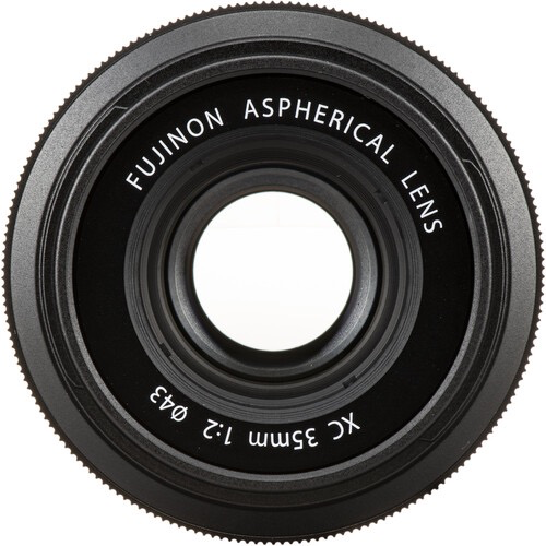 FUJIFILM XC 35mm f/2 Prime Lens for X-Mount Cameras - Compact & Lightweight Portrait Lens with Fast Aperture, Ideal for Street Photography, Travel & Everyday Shooting