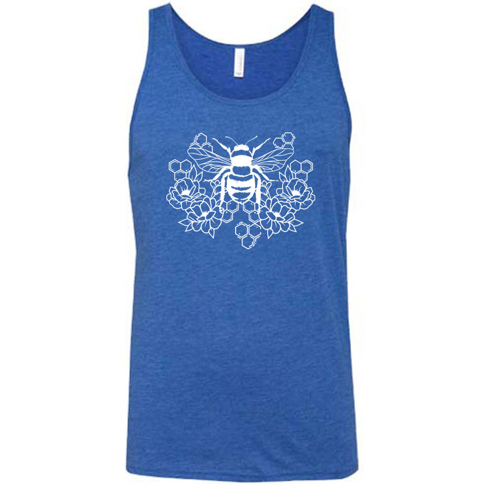 Unisex Honeycomb Bee Print T-Shirt - Soft Cotton Casual Tee for Men & Women - Perfect for Outdoor Activities, Beekeeping, and Nature Lovers