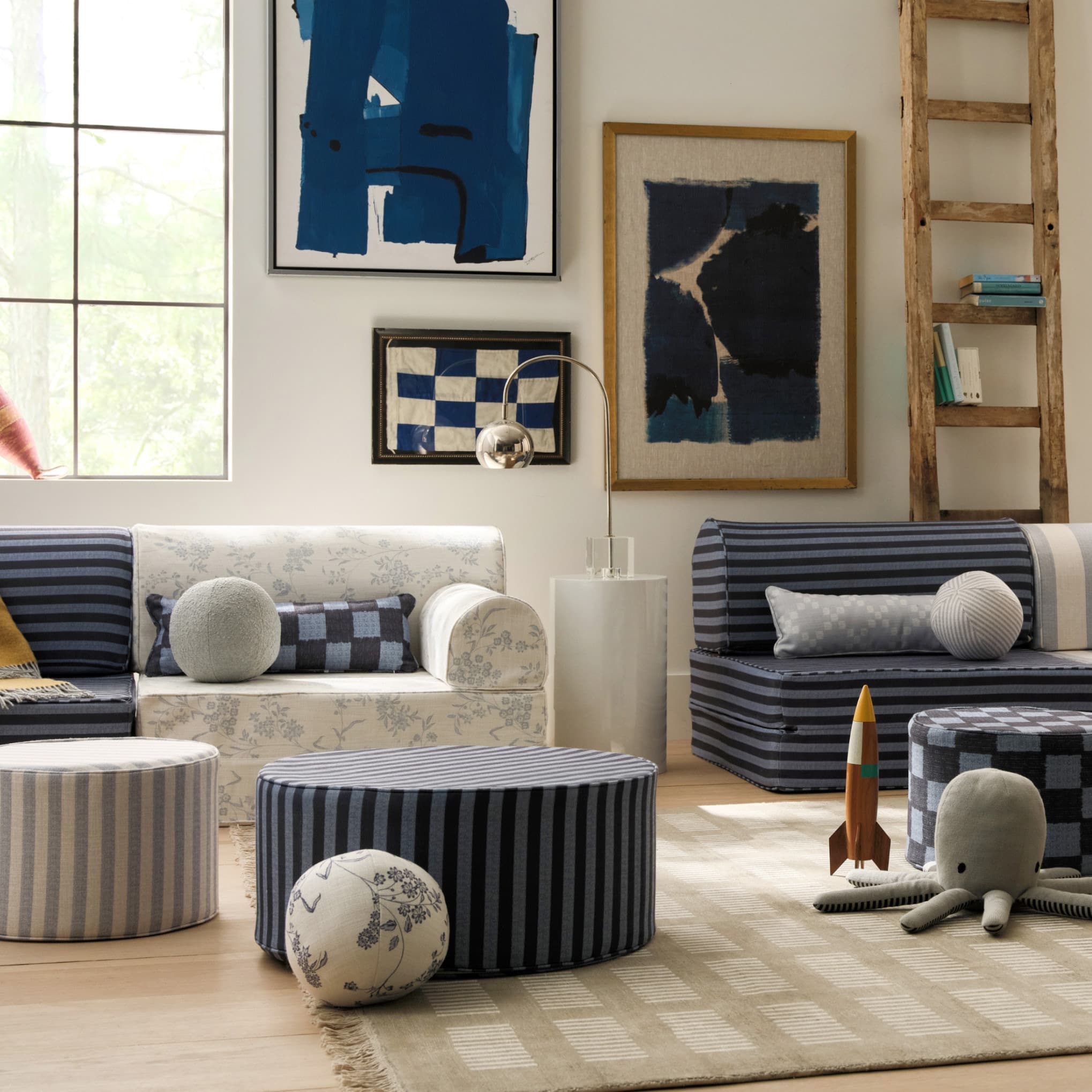 Bennett Ottoman Stool - Upholstered Storage Ottoman Bench with Lift Top, Modern Footrest for Living Room, Bedroom & Entryway - Perfect for Extra Seating & Hidden Storage