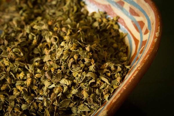 Premium Rancho Gordo Mexican Oregano Spice - Authentic Mexican Herb for Cooking, Seasoning & Mexican Dishes - Perfect for Tacos, Enchiladas & Salsas