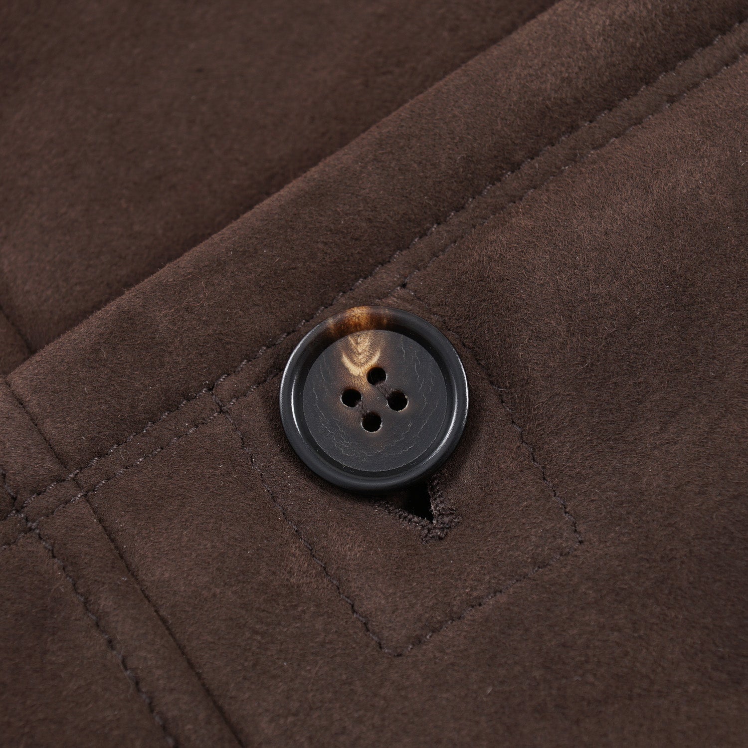 Premium Shearling Leather Mountain Coat for Men & Women - Warm Winter Jacket for Outdoor Adventures, Hiking & Skiing
