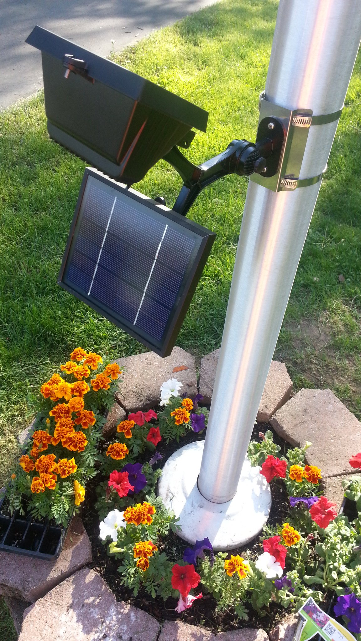 Commercial Solar Flagpole Light - Waterproof Outdoor Flag Light for 24/7 Illumination - Perfect for US Flag, Garden, and Patriotic Displays