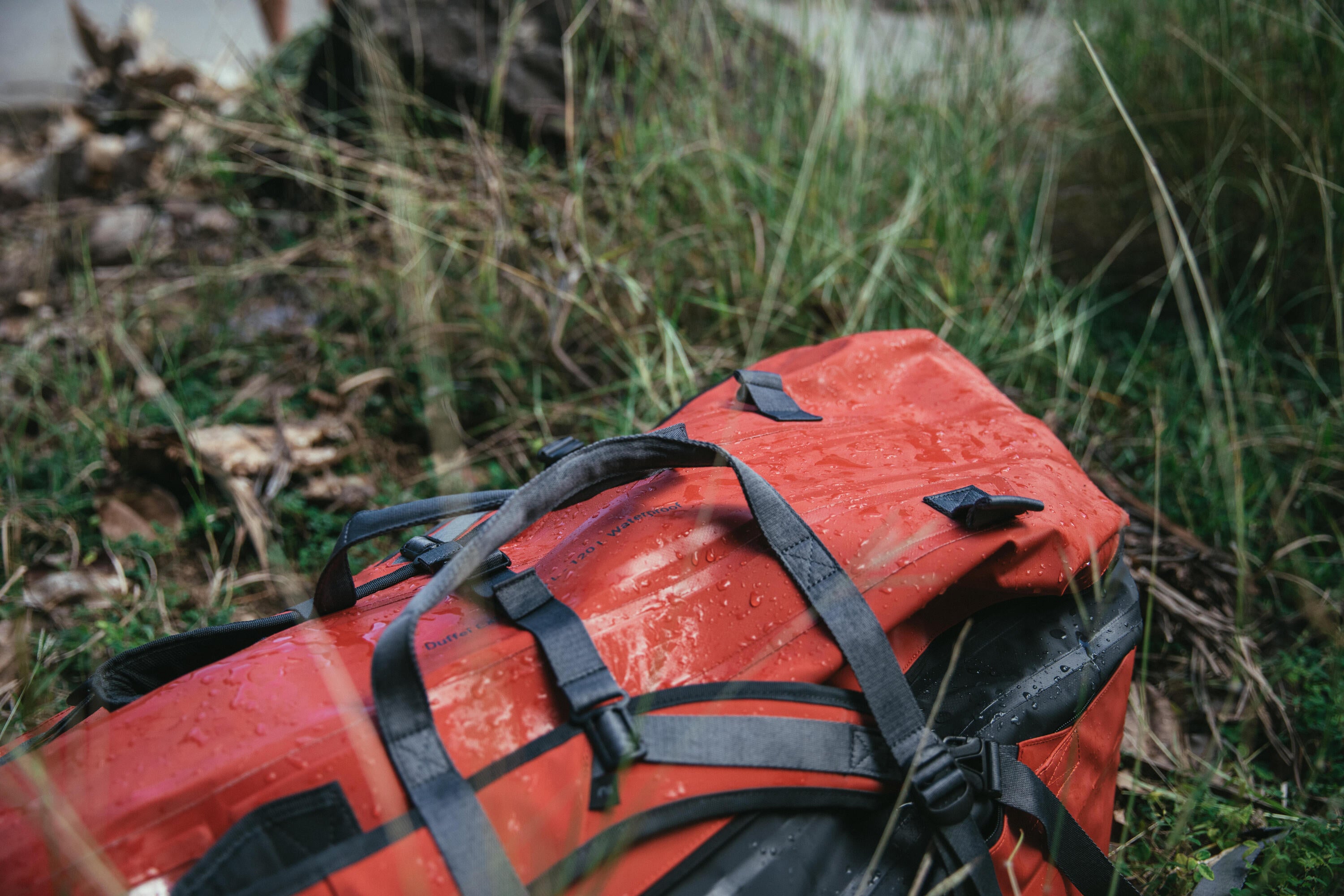 Simond Transport 900 Extend 80-120L Duffle Bag - Large Waterproof Travel Duffel for Camping, Hiking & Outdoor Adventures