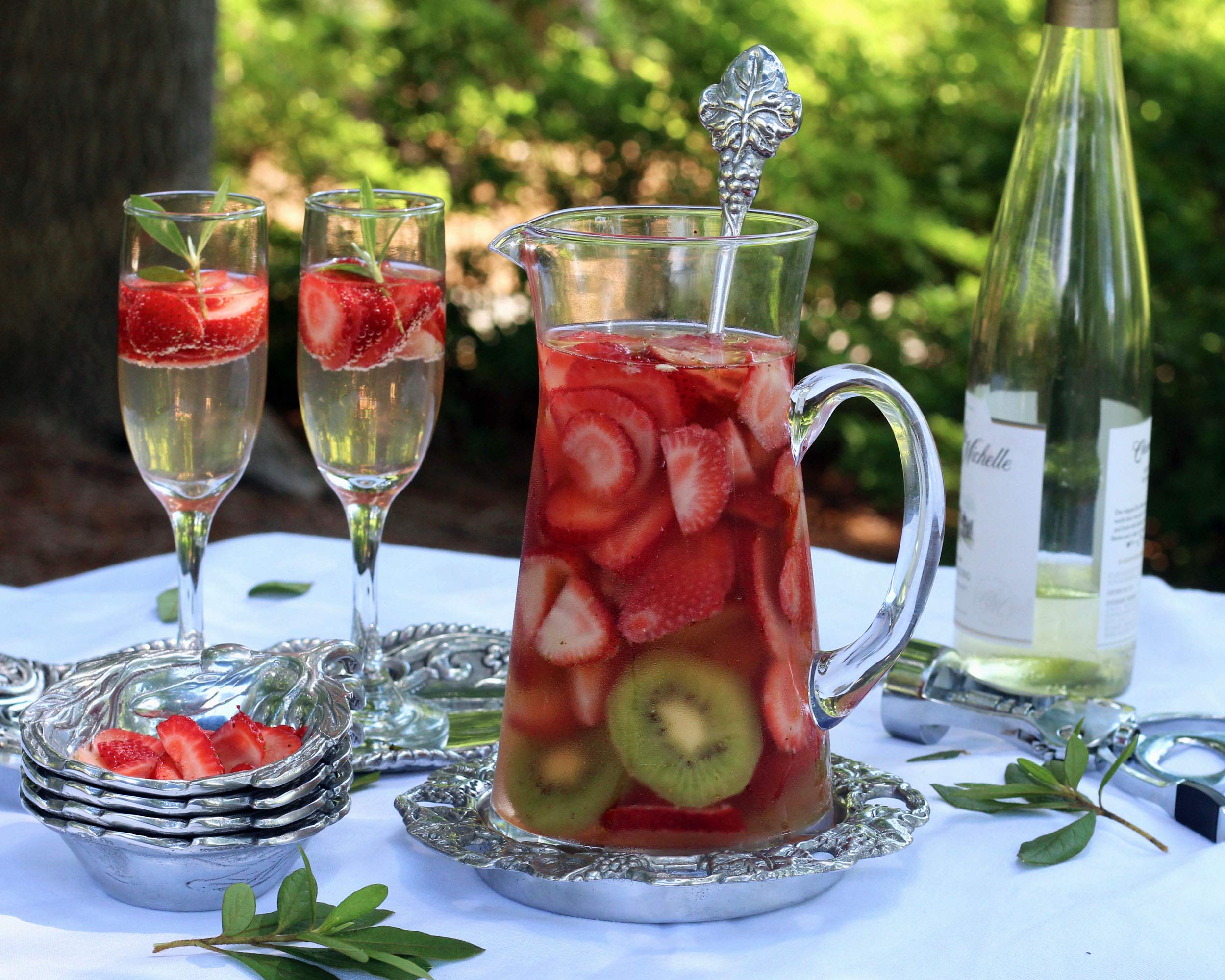 Arthur Court Designs 3-Piece Beverage Set - Glass Pitcher with Grape Design, Coaster & Stirrer - 8.5 Inch Tall Water Jug for Cold Drinks, Iced Tea, Lemonade & Juice - Perfect for Parties, BBQs & Outdoor Entertaining
