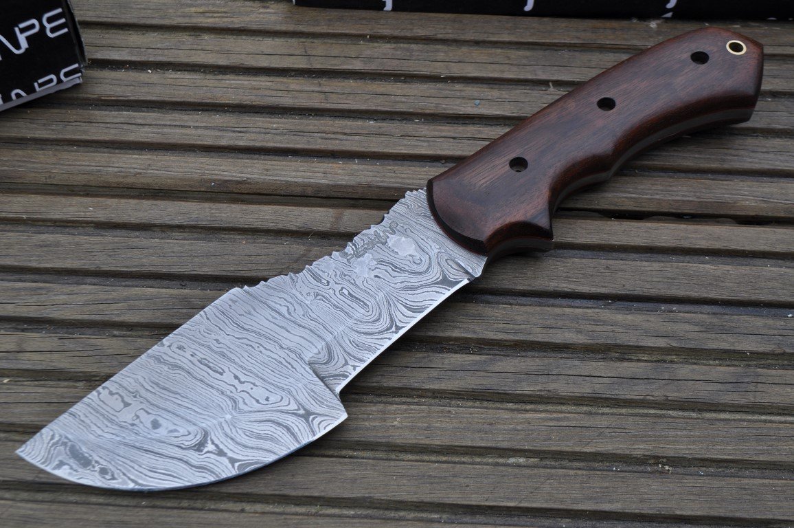 Premium Damascus Steel Hunting Knife with Leather Sheath & Walnut Wood Handle - Outdoor Survival, Camping, Bushcraft, and Hunting Essential Gear