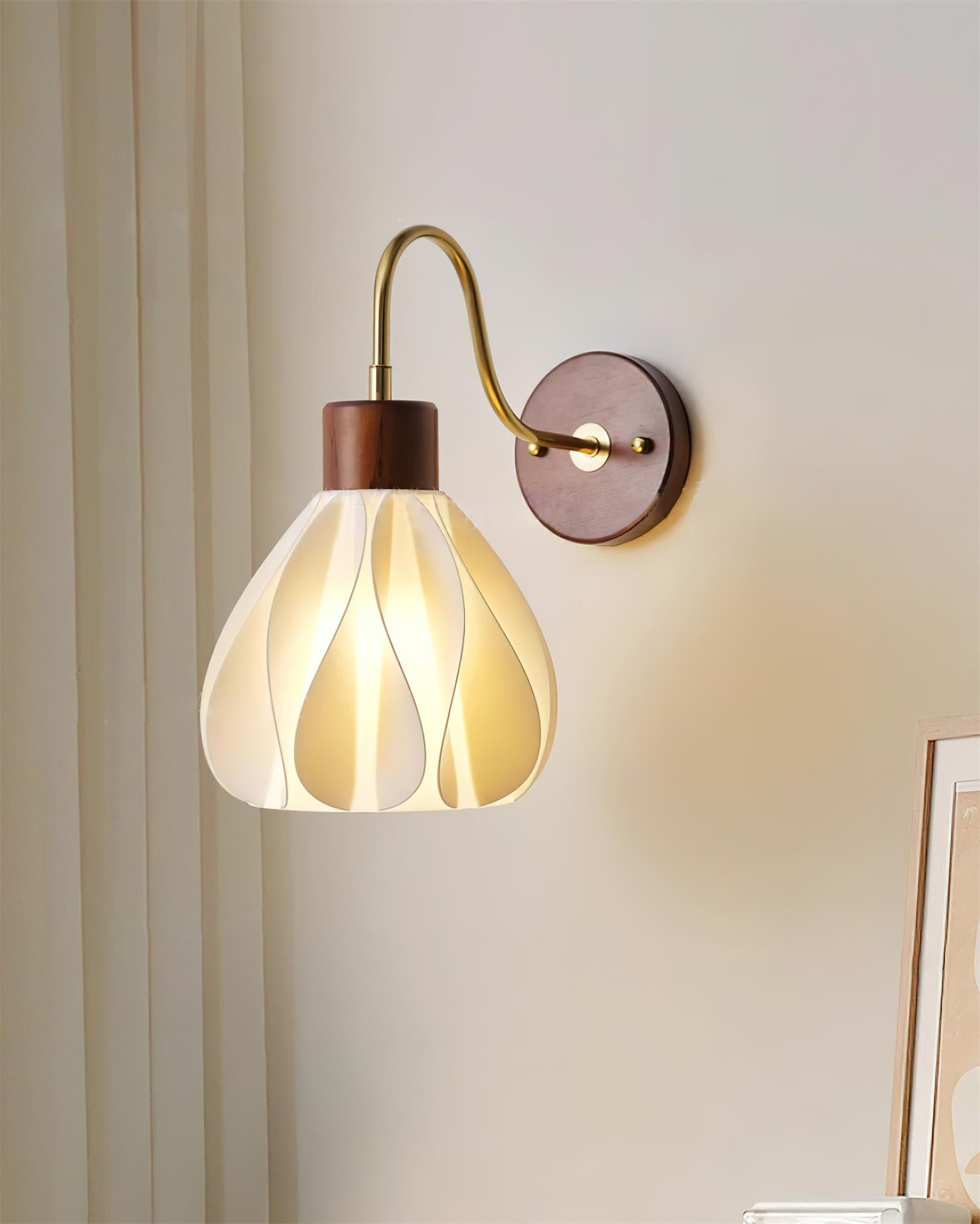 Novus Modern Wall Lamp - Sleek LED Sconce Light Fixture for Bedroom, Living Room & Hallway - Energy Efficient Indoor Lighting Solution for Home Decor