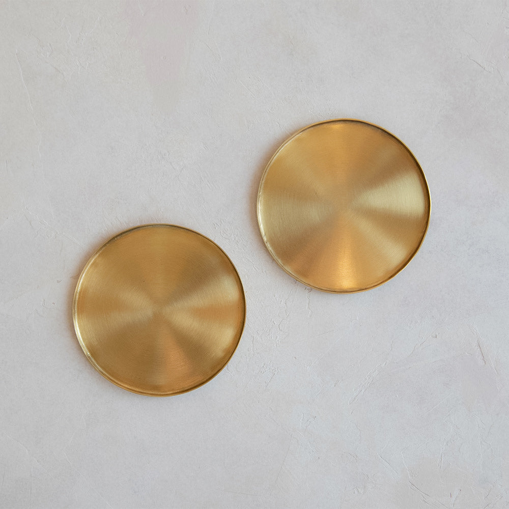 Handcrafted Brass Tray - Small Decorative Serving Dish for Jewelry, Keys & Home Decor | Perfect for Dining Table Centerpiece, Bathroom Organizer & Gift Giving