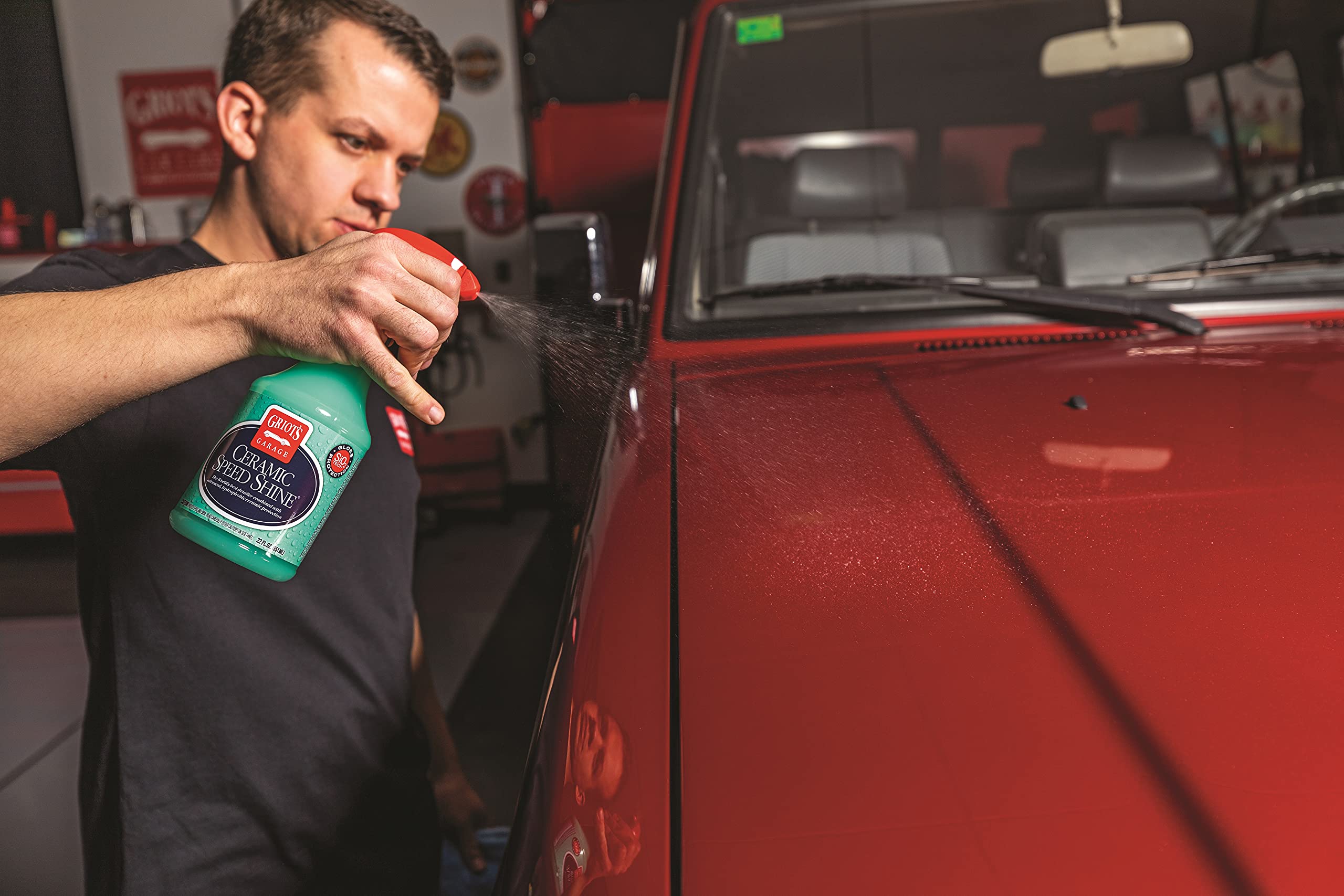 Griot's Garage 10945 Ceramic Speed Shine 22oz – Premium Ceramic Quick Detailer & Clay Lubricant for Cars, Trucks & Motorcycles | Adds SiO2 Protection | Safe for All Ceramic Coatings | Perfect for Detailing, Waxing & Maintaining Vehicle Shine