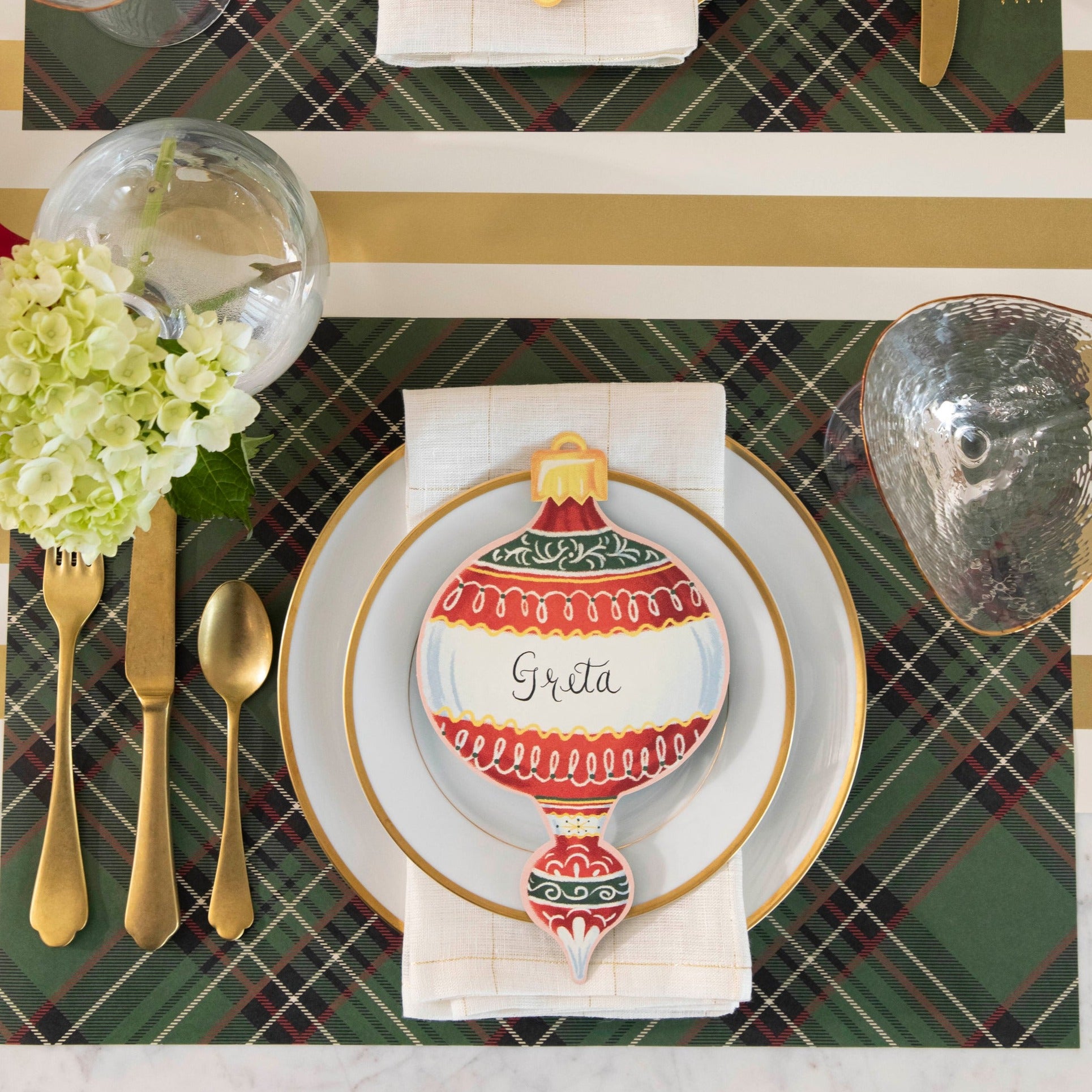 Eco-Friendly Green Plaid Placemats Set of 4 - Waterproof Table Mats for Dining, Kitchen, Picnic & Party Decor