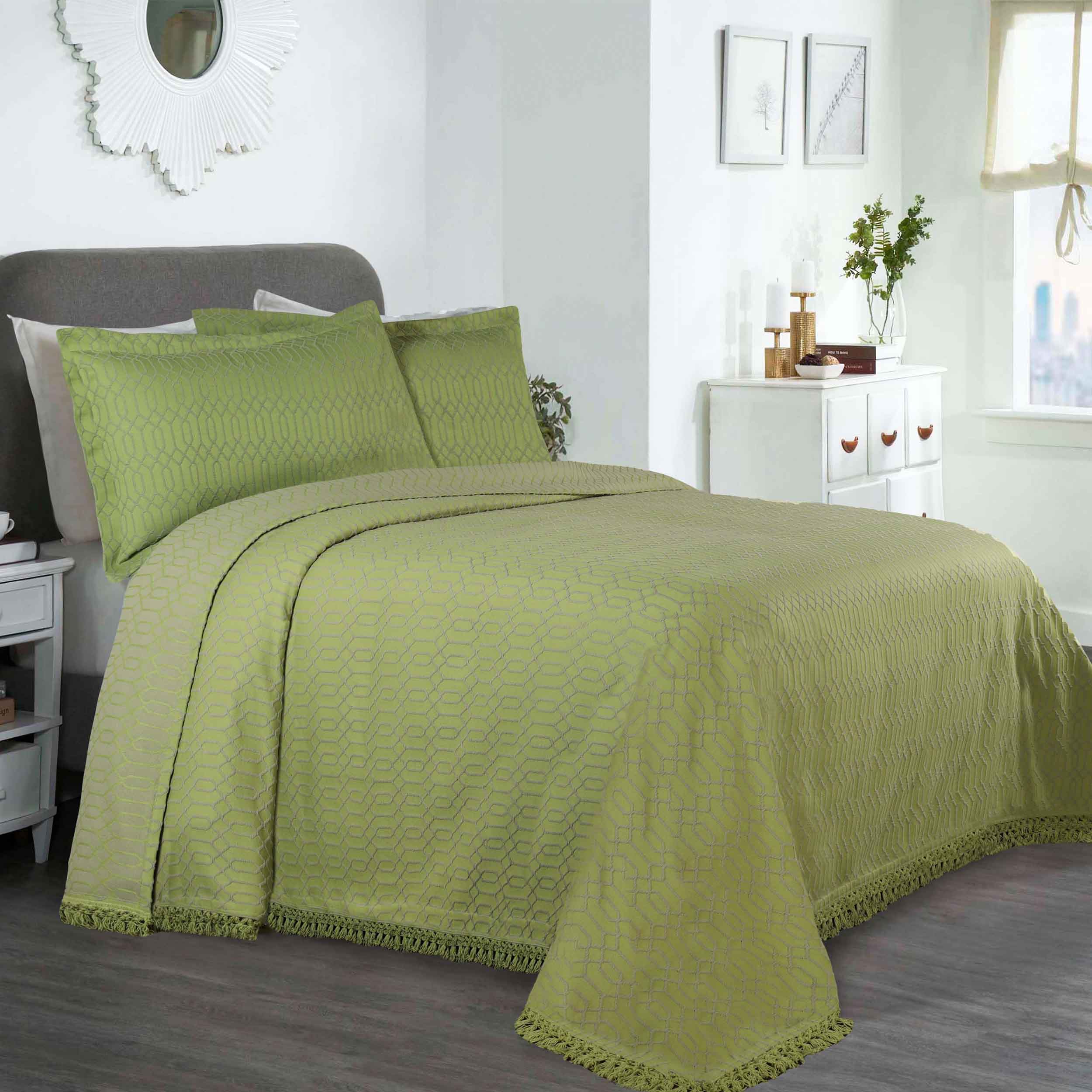 Remi Cotton Blend Jacquard Woven Geometric Fringe Bedspread Set - Queen Size Luxury Bed Cover for Modern Bedroom Decor | Perfect for Guest Rooms, Master Bedrooms & Airbnb Styling