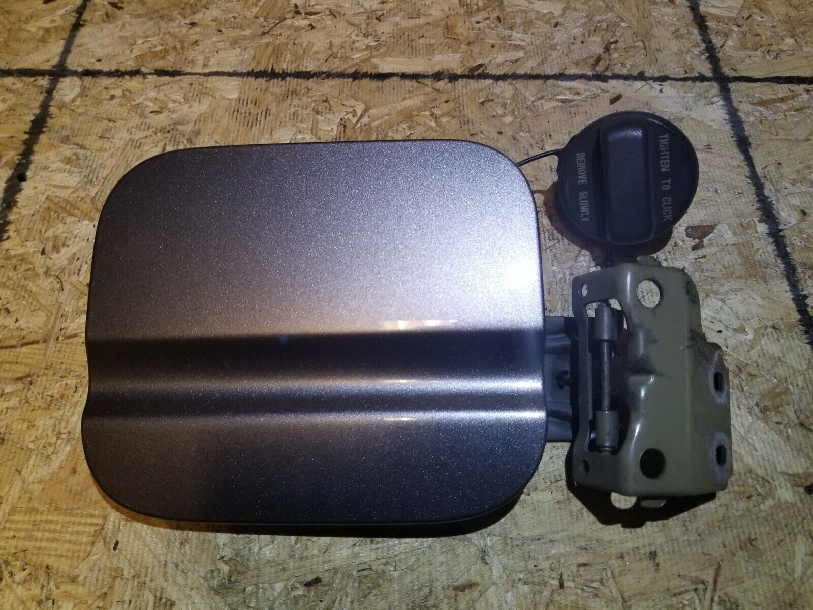 2004-2008 Acura TL Type S Fuel Tank Door Lid with OEM Filler Gas Cap - Replacement for Fuel System Maintenance & Car Restoration Projects