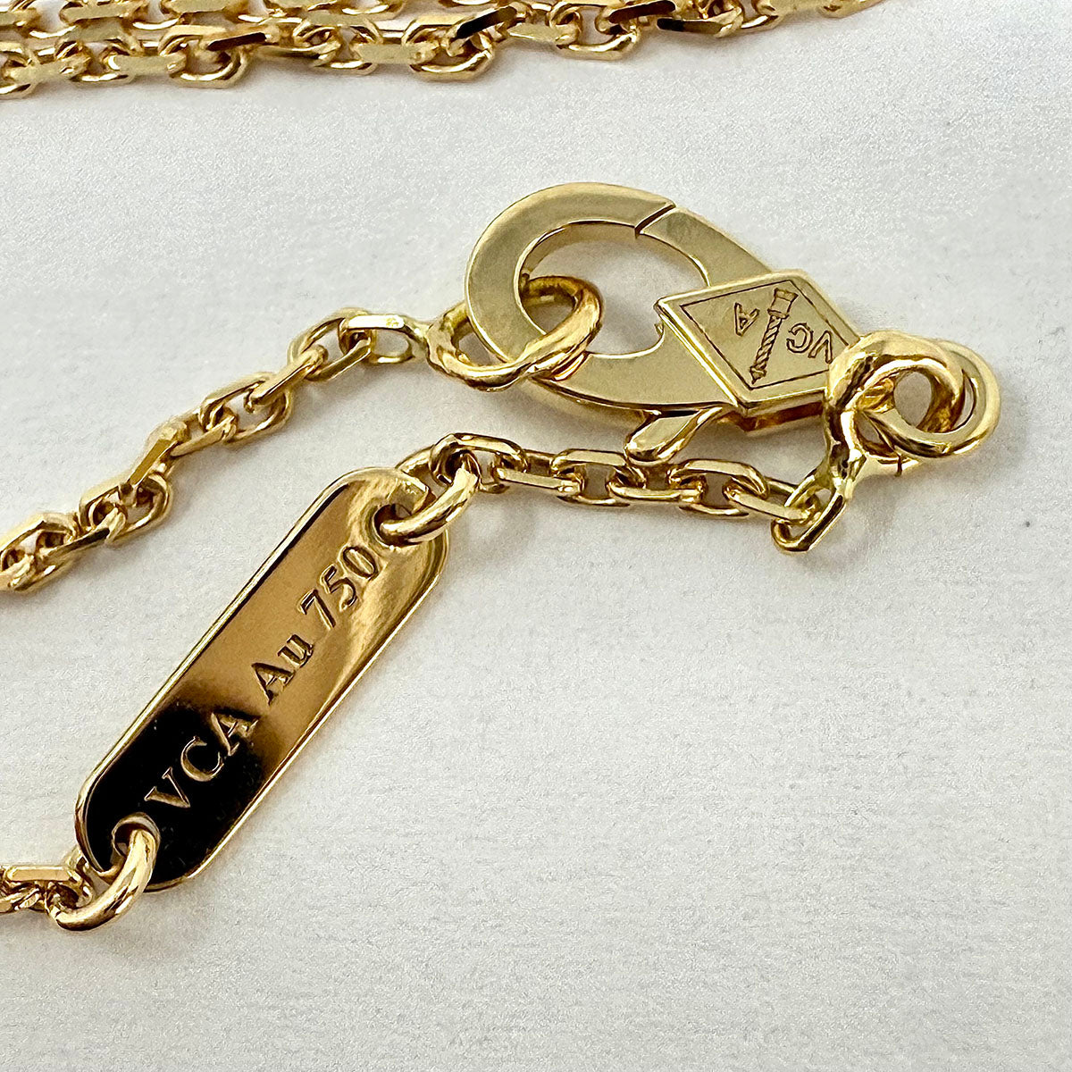 Van Cleef & Arpels Vintage Alhambra 18K Gold Pendant Necklace | Luxury Jewelry for Women | Perfect for Weddings, Anniversaries & Special Occasions