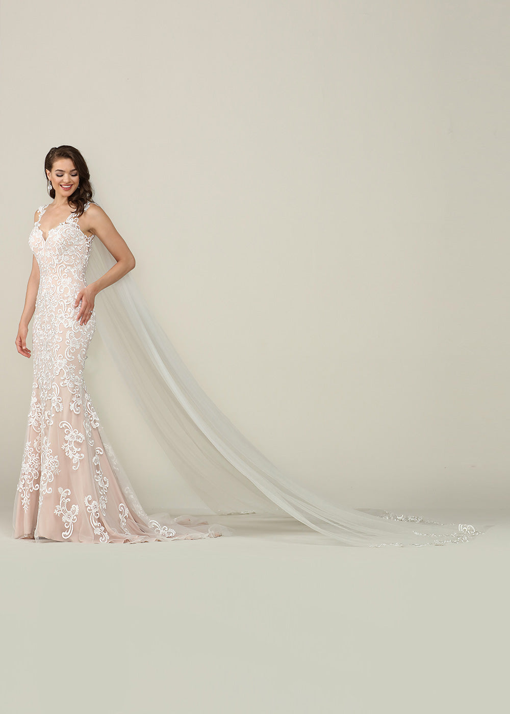Elegant Sadie Cathedral Wedding Veil with Delicate Lace Appliques - Perfect for Bridal Gowns and Formal Weddings