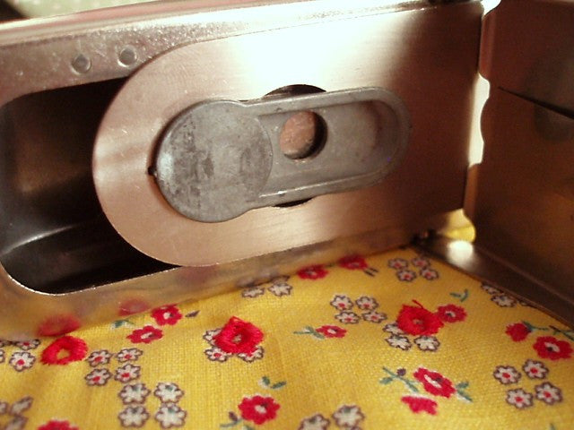 Vintage Original Eyelet Cam for Singer Buttonholer - Perfect for Sewing Machines & Vintage Clothing Repair