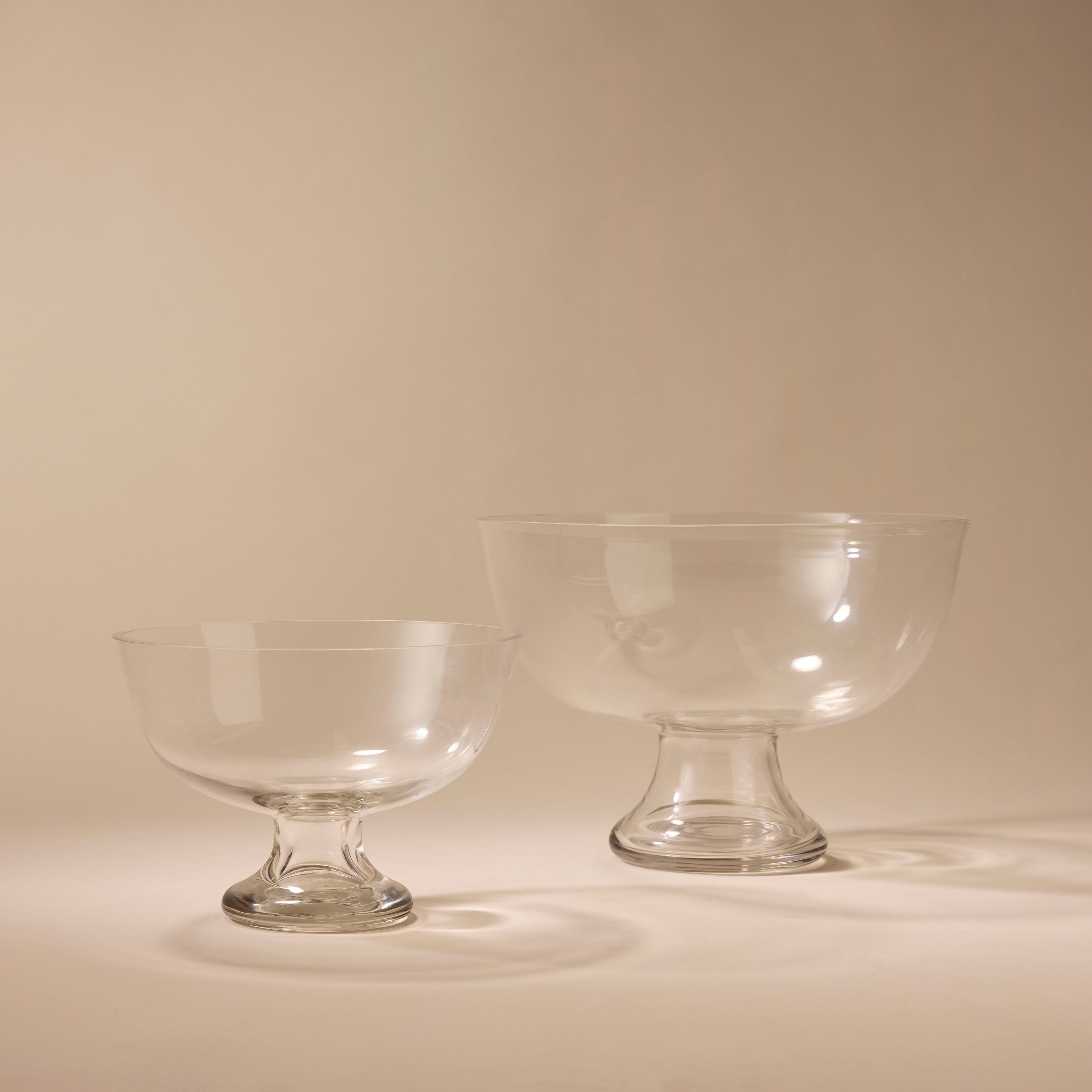 Premium Dahlia Glass Bowl - 24cm (9.5 Inch) Elegant Serving Bowl for Salads, Fruits, Desserts & Party Displays - Microwave & Dishwasher Safe