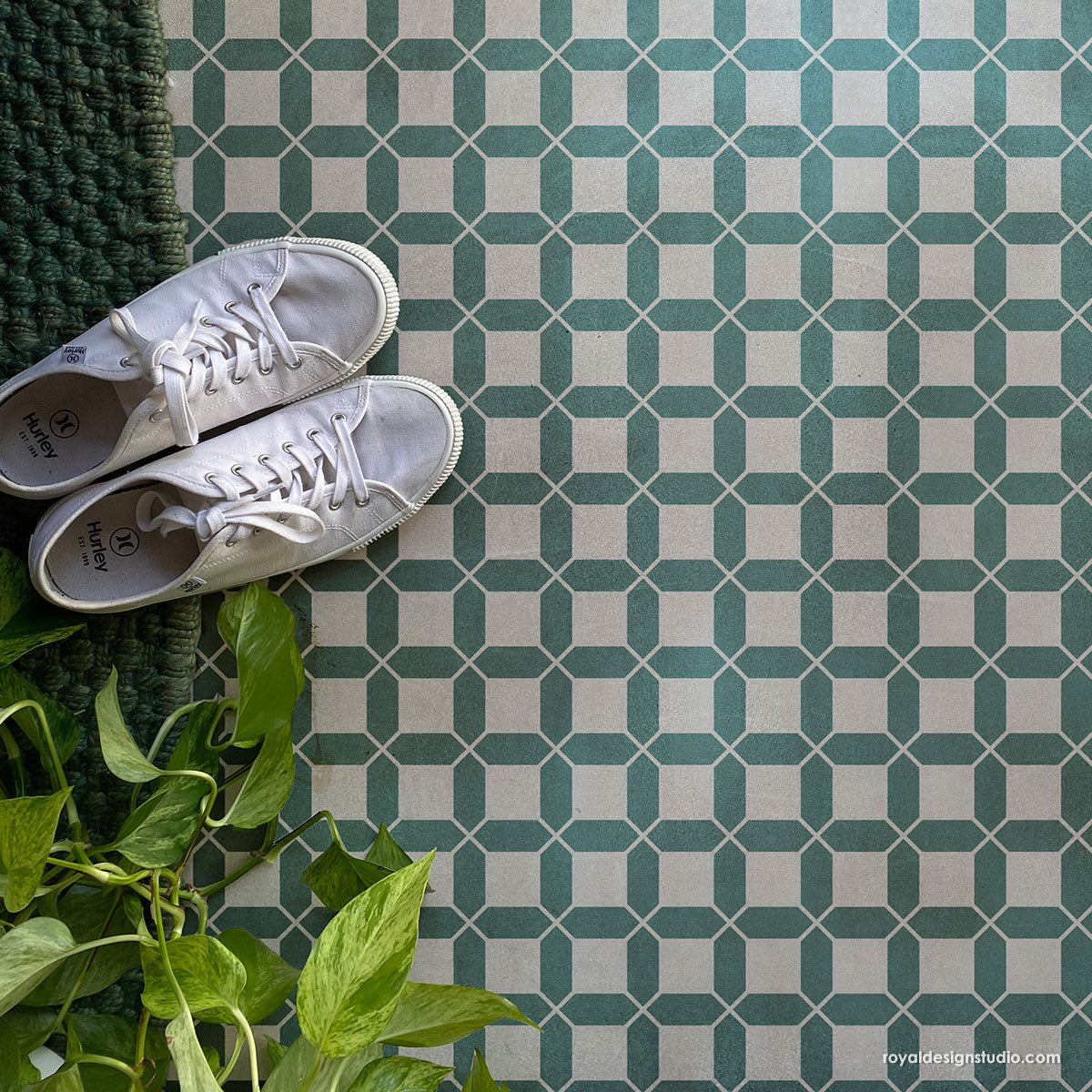 Small Mosaic Grid Tile Stencil for DIY Home Decor, Wall Art, and Craft Projects – Perfect for Bathroom, Kitchen Backsplash, and Floor Designs