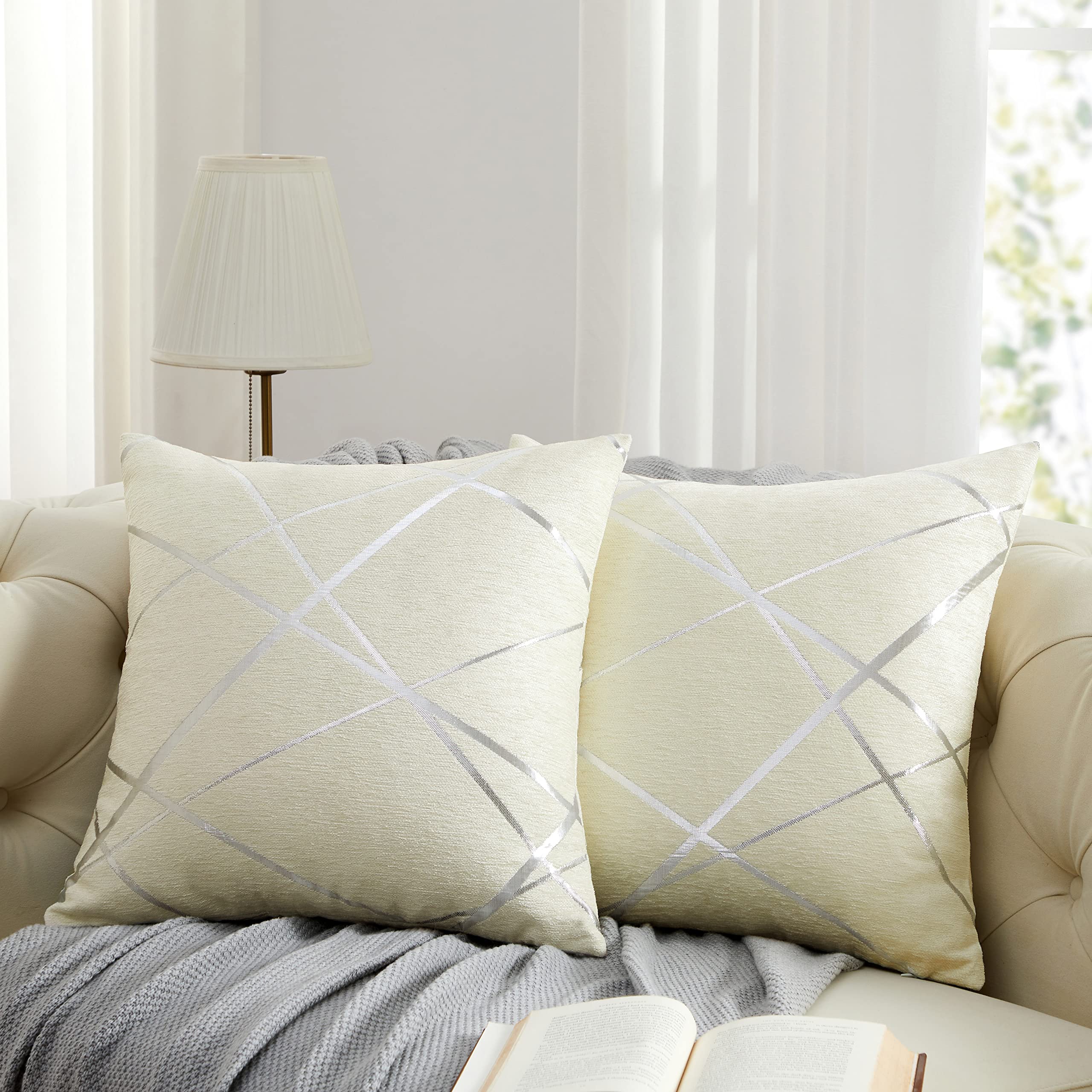 GIGIZAZA 22x22 Inch Decorative Couch Pillow Covers Set of 2 - Soft White Thick Square Accent Cushion Covers for Sofa, Living Room & Bedroom Decor