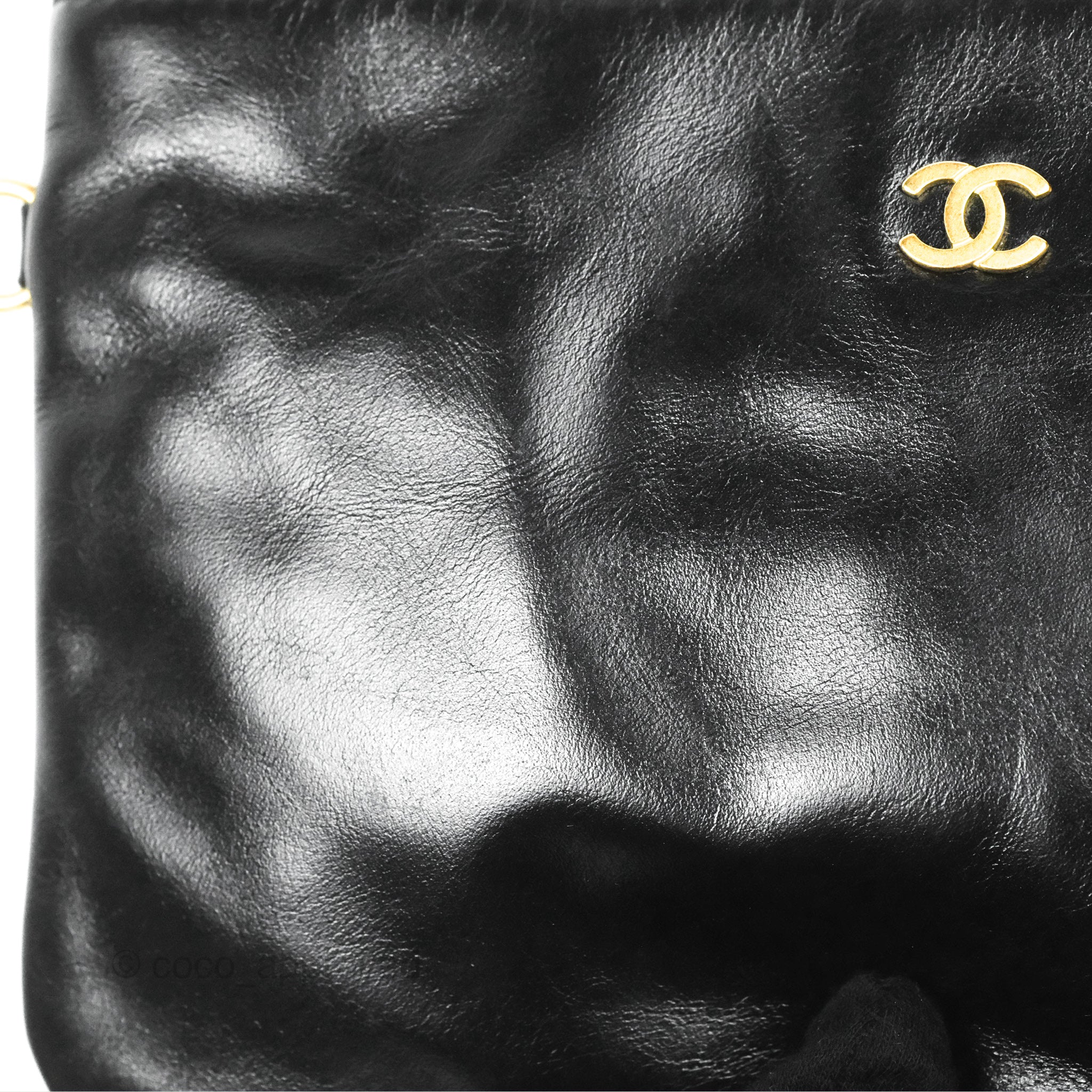 Chanel 22 Medium Handbag Black Shiny Calfskin Leather with Aged Gold Hardware - Luxury Designer Shoulder Bag for Women, Perfect for Work, Evening & Special Occasions